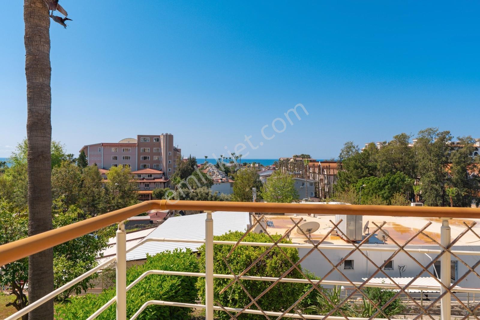 Konaklıda Denize 300 Metre Villa Tadında Satılık 2+1 Daire - Görsel 2