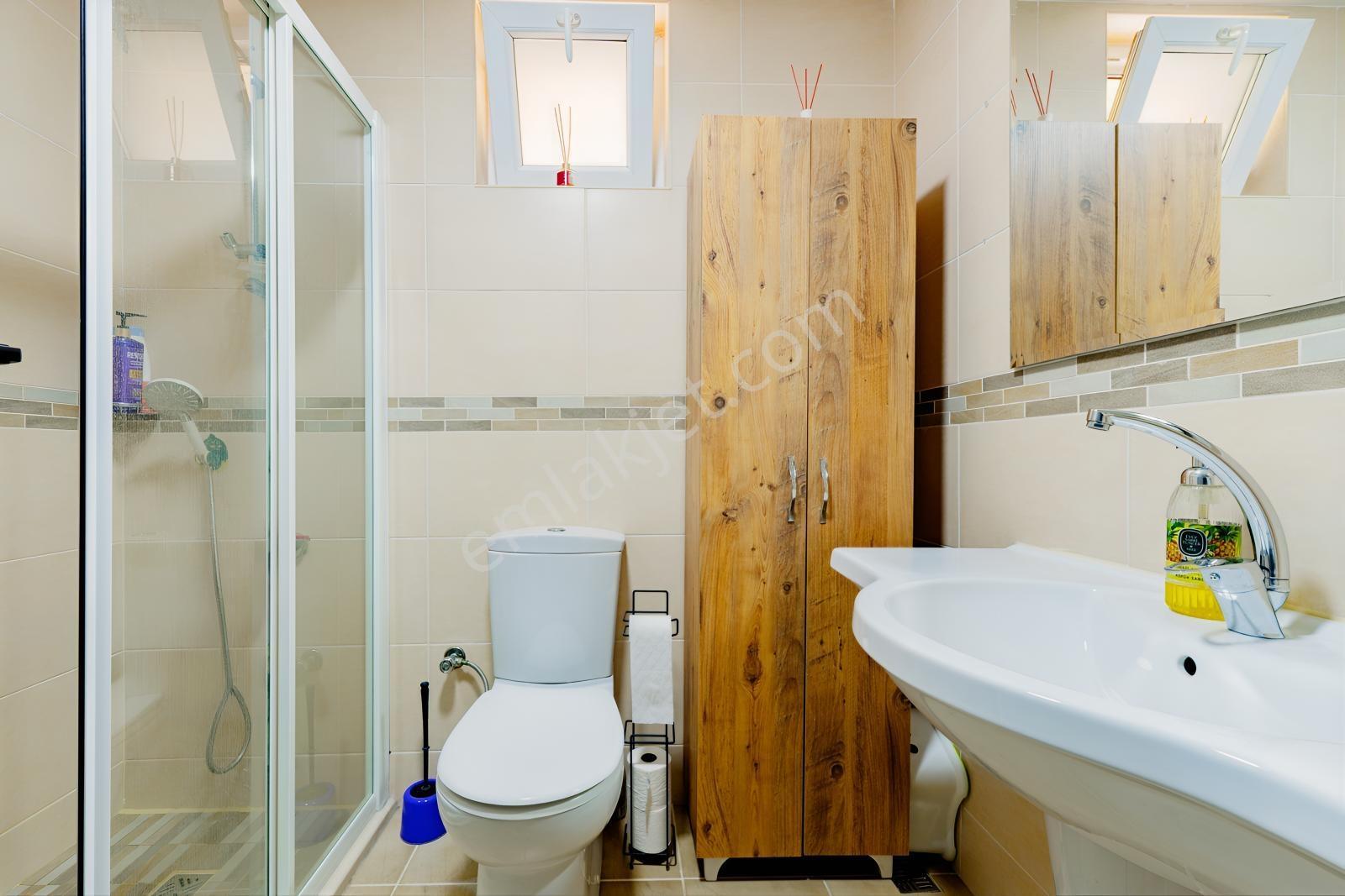 Konaklıda Denize 300 Metre Villa Tadında Satılık 2+1 Daire - Görsel 21