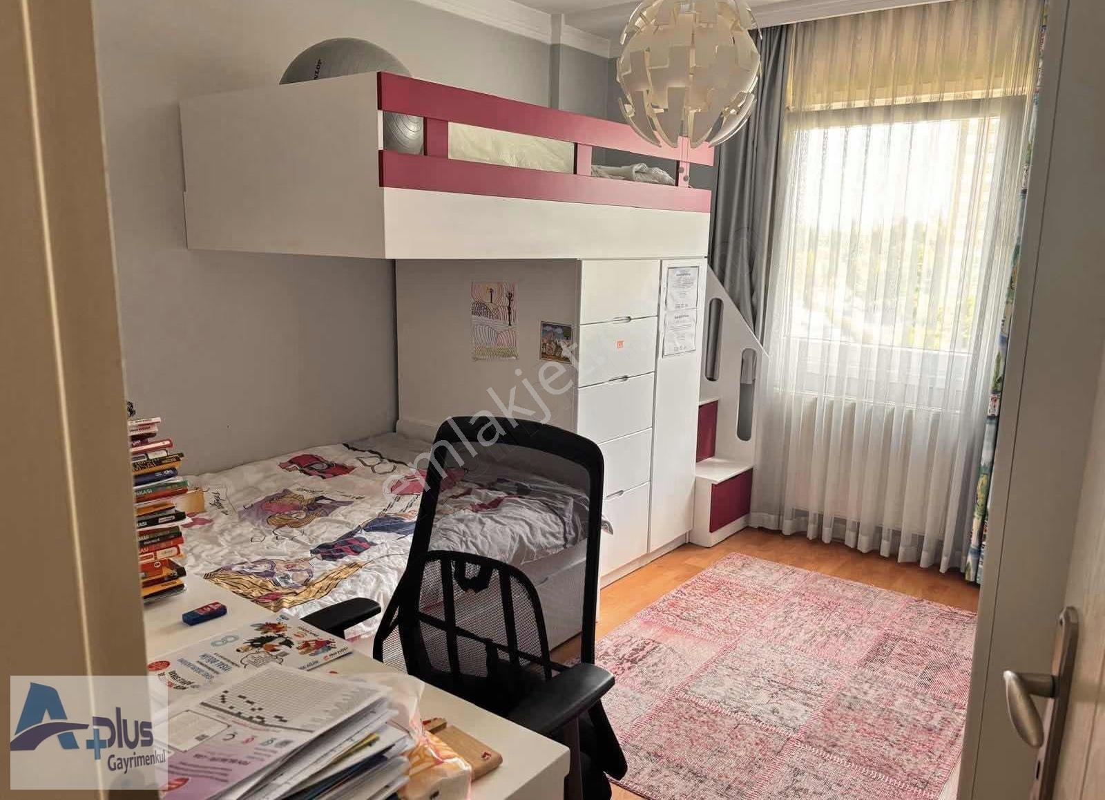 Atakent Mah.avrupa 1'de Satılık 3+1 141 M2.tadilatlı Daire - Görsel 20