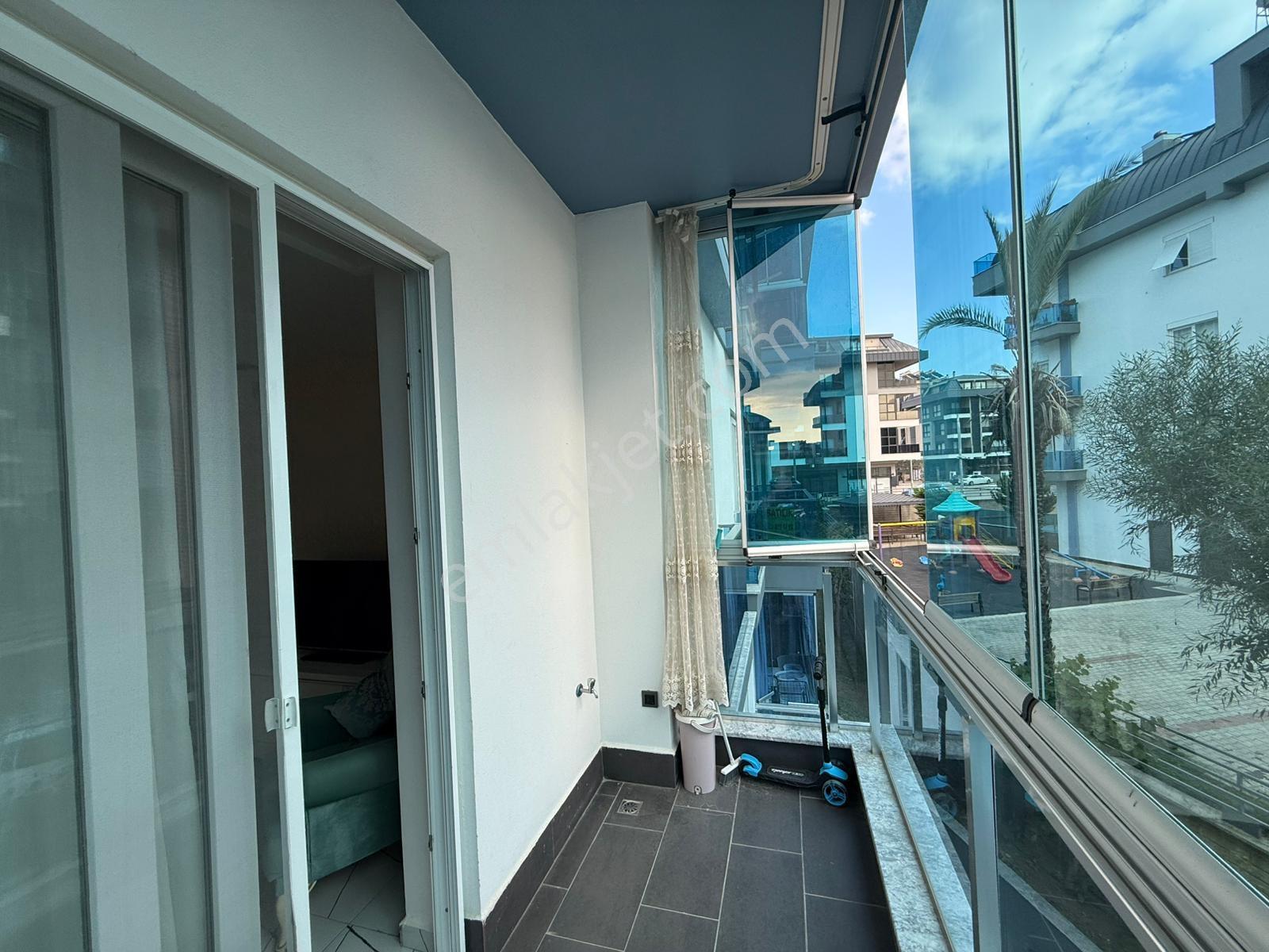 Alanya Oba'da Kiralık Eşyalı 1+1 Daire - Görsel 16