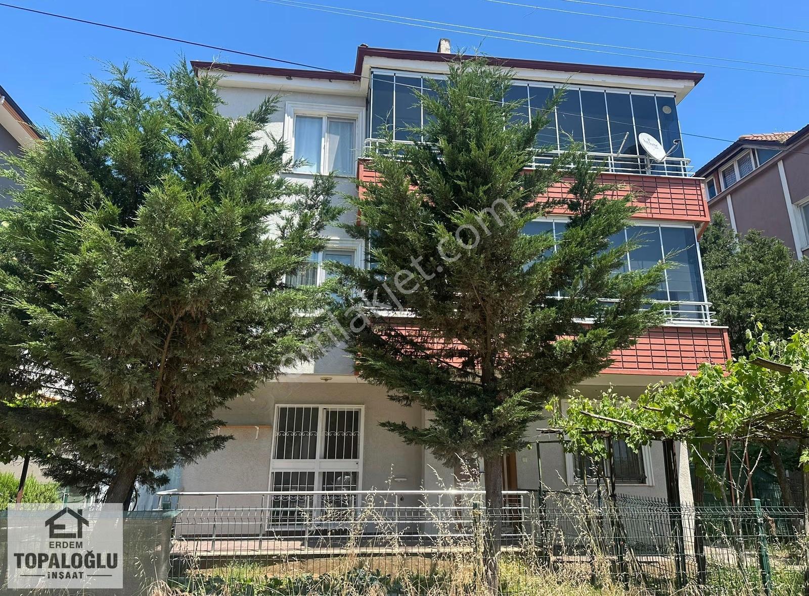 *tamamen Müstakil Bahçeli Bir Yaşam*geniş M2 Satılık 1+1 Daire - Görsel 2