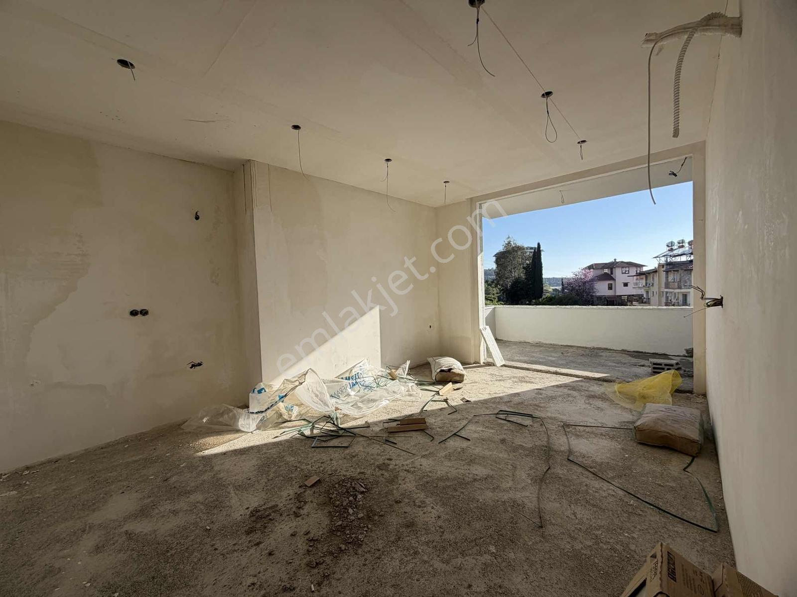 Demirtaşta Site İçinde Satılık Lüks 1+1 Daire - Görsel 4