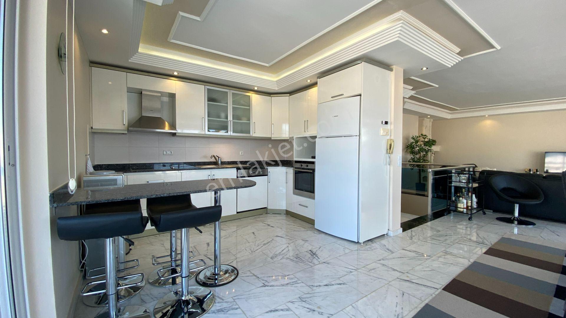 Alanya'nın En İyi 3+1 Satılık Penthouse Ful Deniz Ve Kale Manzaralı - Görsel 11