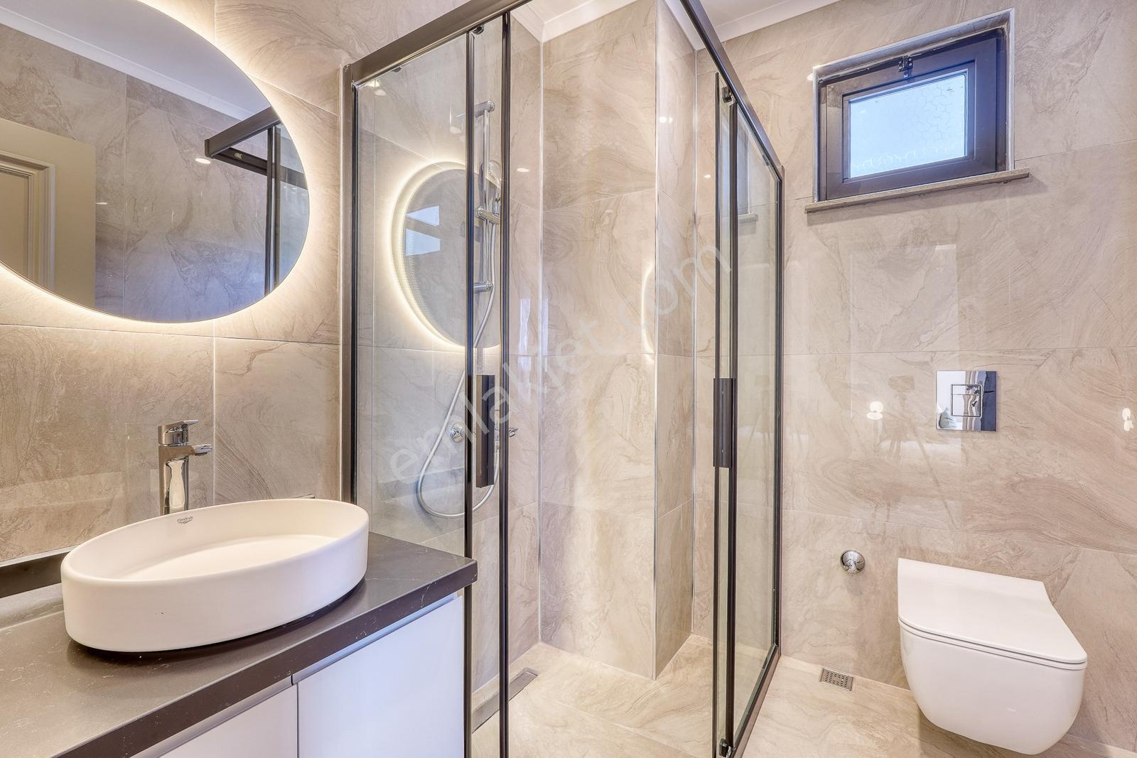 Alanya Tepe'de Sıfır Eşyalı Ultra Lüks 5+2 Villa - Görsel 26