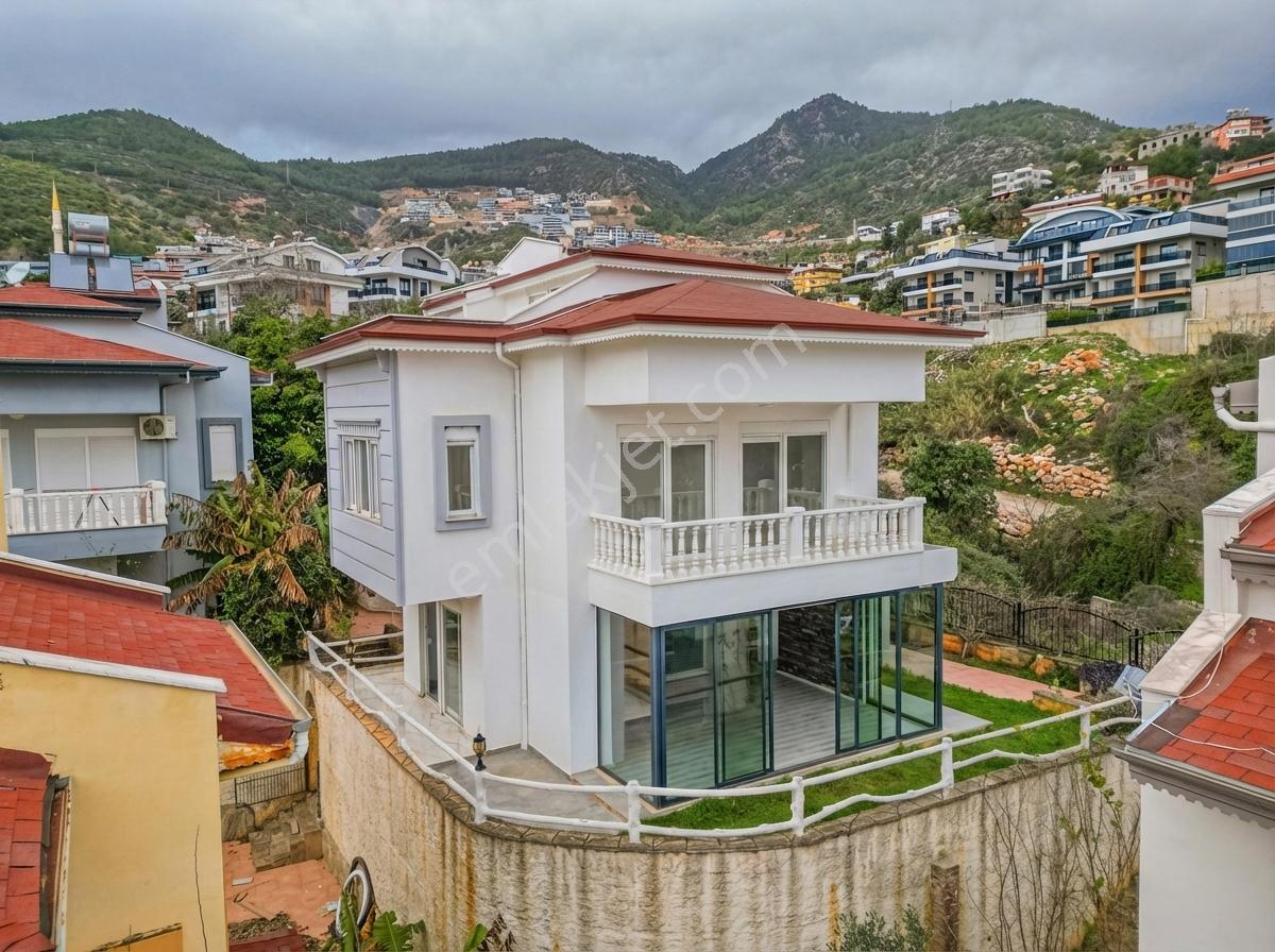 Su Gözü Mahallesi 3+1 Site İçinde Müstakil Villa İkamete Uygun - Görsel 29