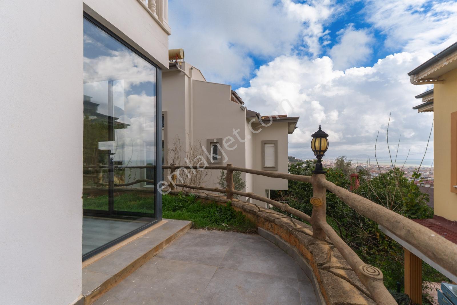 Su Gözü Mahallesi 3+1 Site İçinde Müstakil Villa İkamete Uygun - Görsel 26