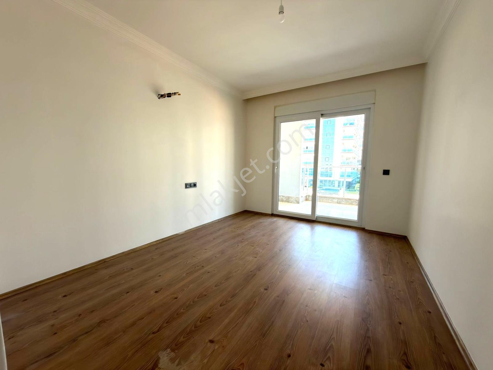Alanya Çıplaklıda 4+1 Ayrı Mutfaklı Kiralık Daire - Görsel 6