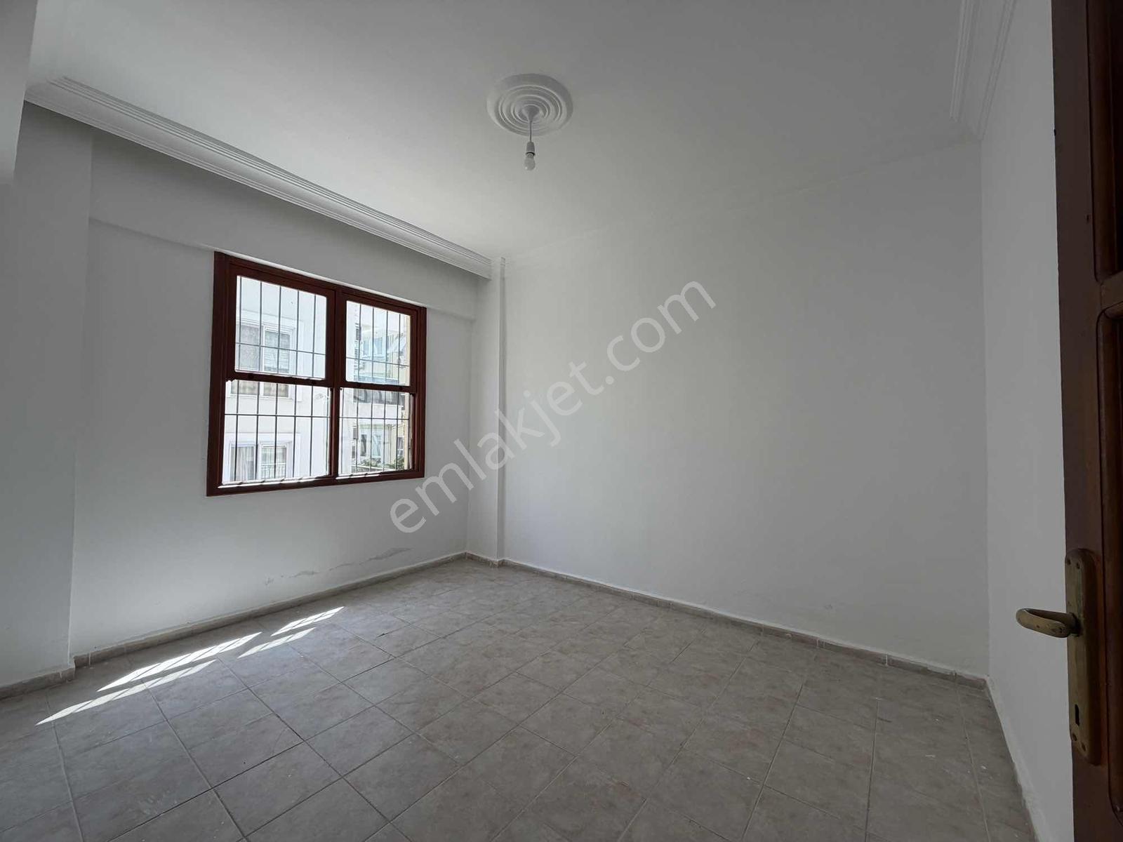 Şehir Merkezinde Geniş 2+1 Kiralık Daire - Görsel 8
