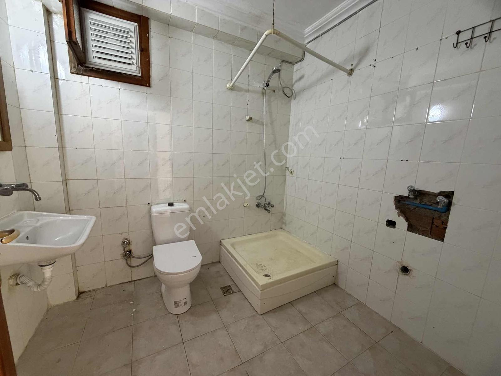 Şehir Merkezinde Geniş 2+1 Kiralık Daire - Görsel 4