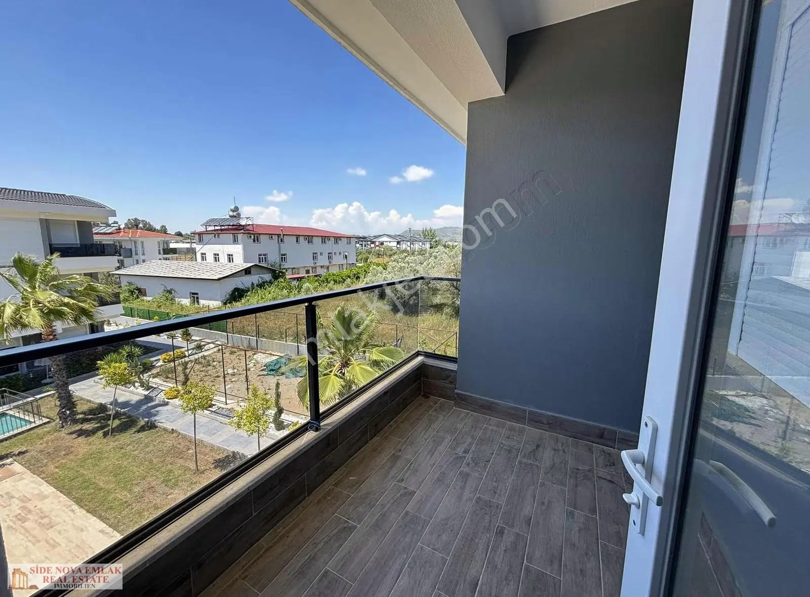 Evrenseki'de Satılık Eşyalı 2+1 Daire-site İçerisinde Havuzlu - Görsel 2