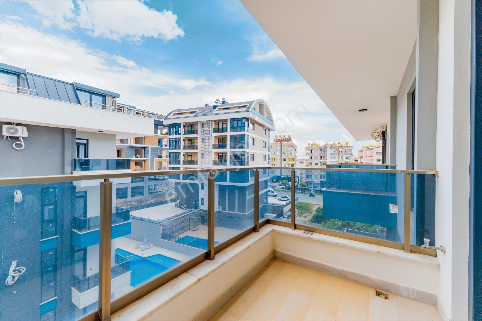 Antalya Alanya Çevreyolunda Satılık 2+1 Çatı Katı Dubleks Daire - Görsel 28
