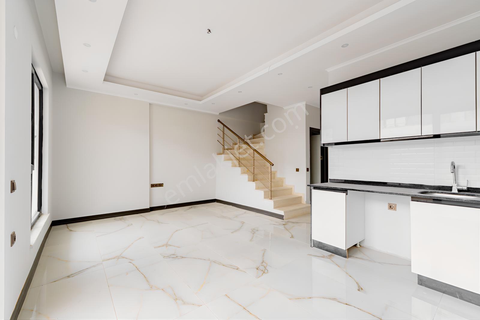 Antalya Alanya Çevreyolunda Satılık 2+1 Çatı Katı Dubleks Daire - Görsel 22