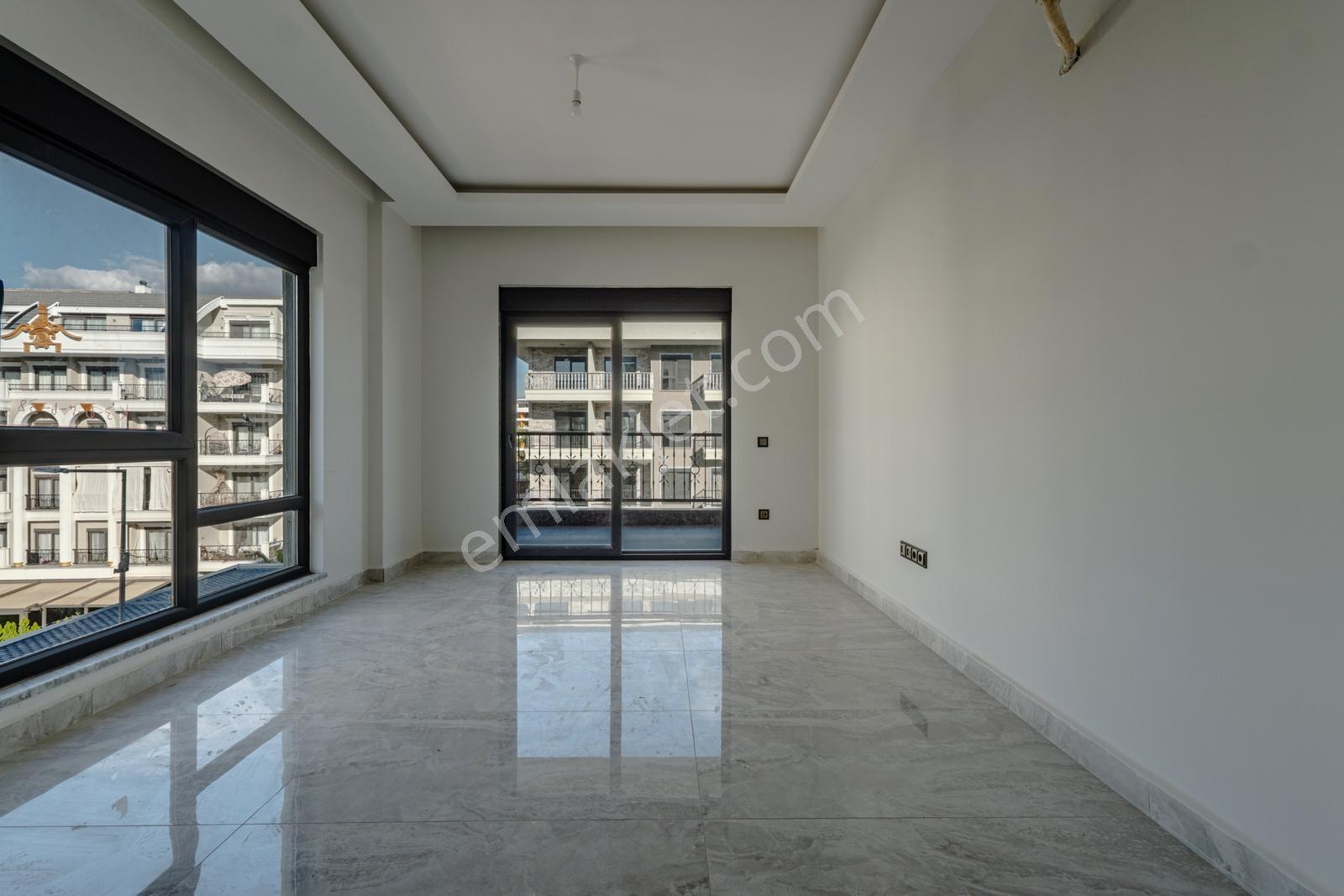 Alanya Oba'da Site İçerisinde Satılık 1+1 Daire - Görsel 12