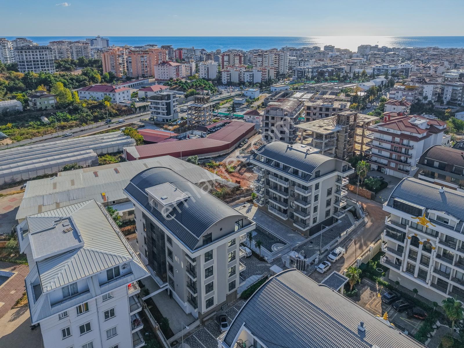 Alanya Oba'da Site İçerisinde Satılık 1+1 Daire - Görsel 3