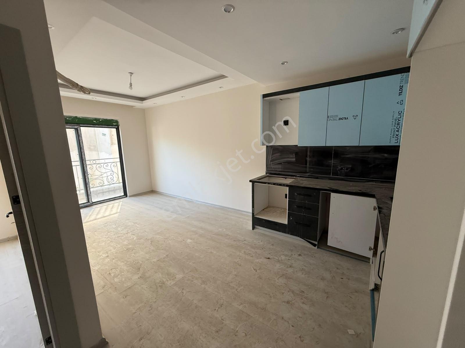 Oba'da Kiralık 1+1 Daire - Görsel 8