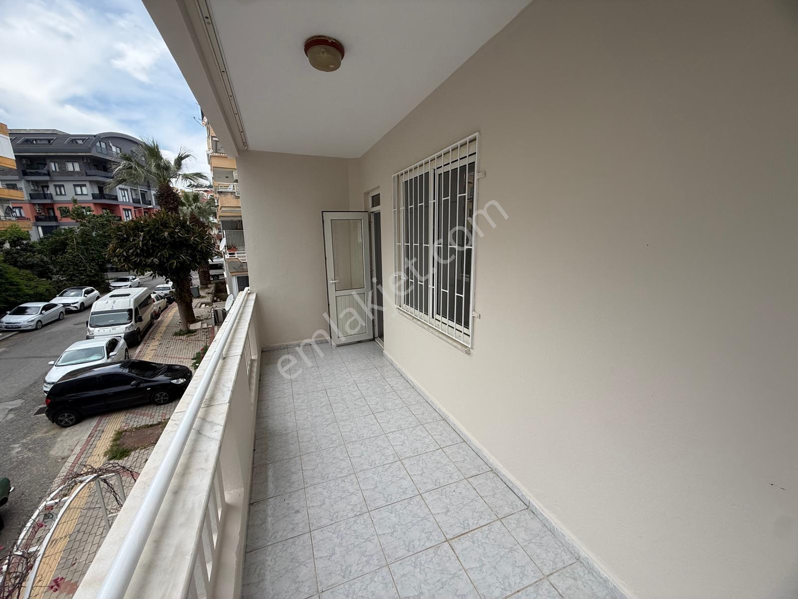 Güllerpınarı'nda Kiralık 2+1 Ayrı Mutfaklı Daire - Görsel 2