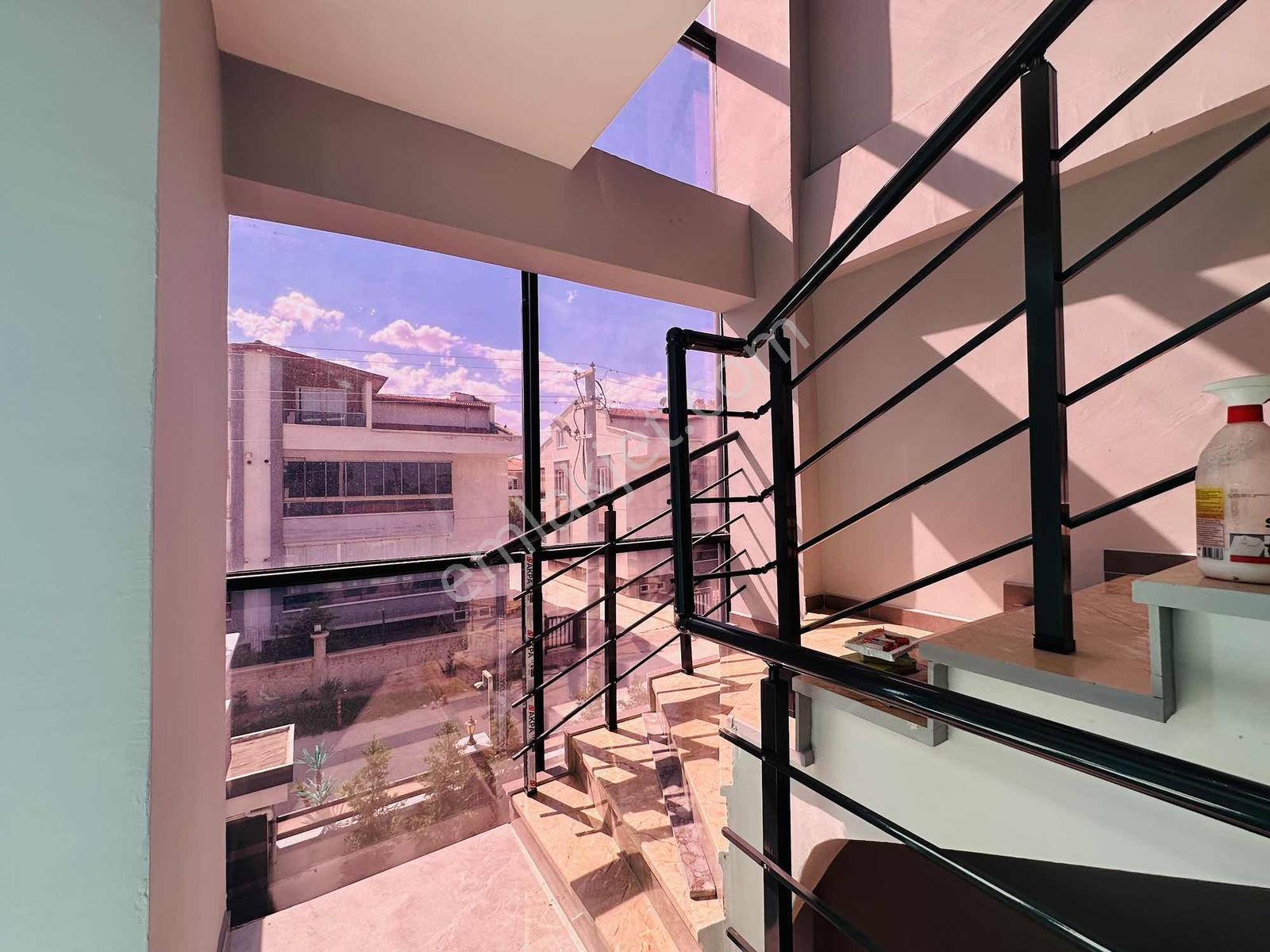 Karatay İstiklal Mahallesi Satılık 6+2 Müstakil Ev - Görsel 24