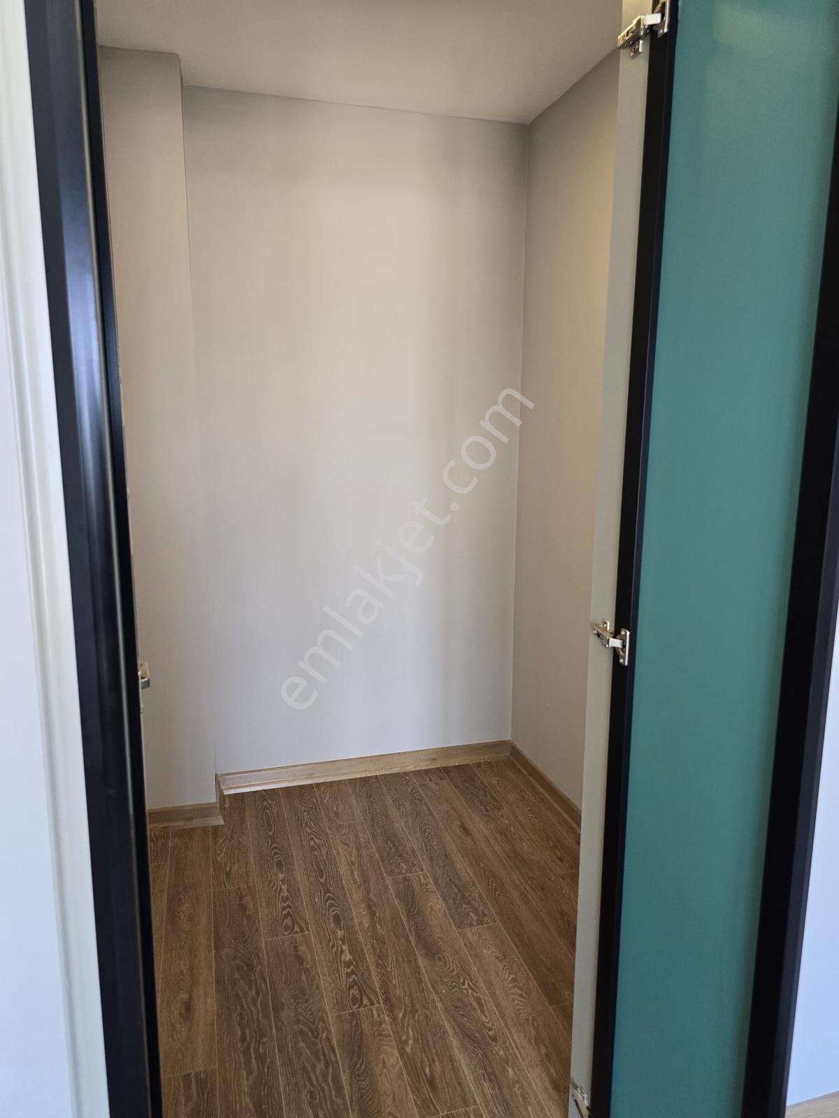 Altıntaş'ta Deniz Manzaralı 2+1 Sıfır Daire - Görsel 4