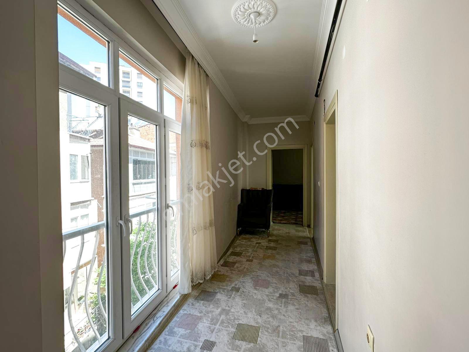 Cedit Mah.de Müstakil Garajı 2+1 Satılık Daire - Görsel 23