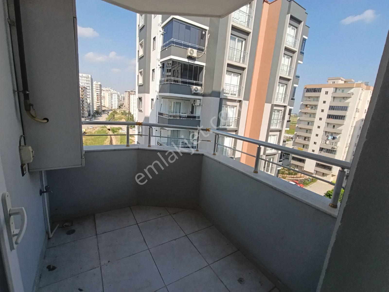 Atıcı'dan Belediyenin Yanında Kiralık Kombili 2+1 Daire. - Görsel 2