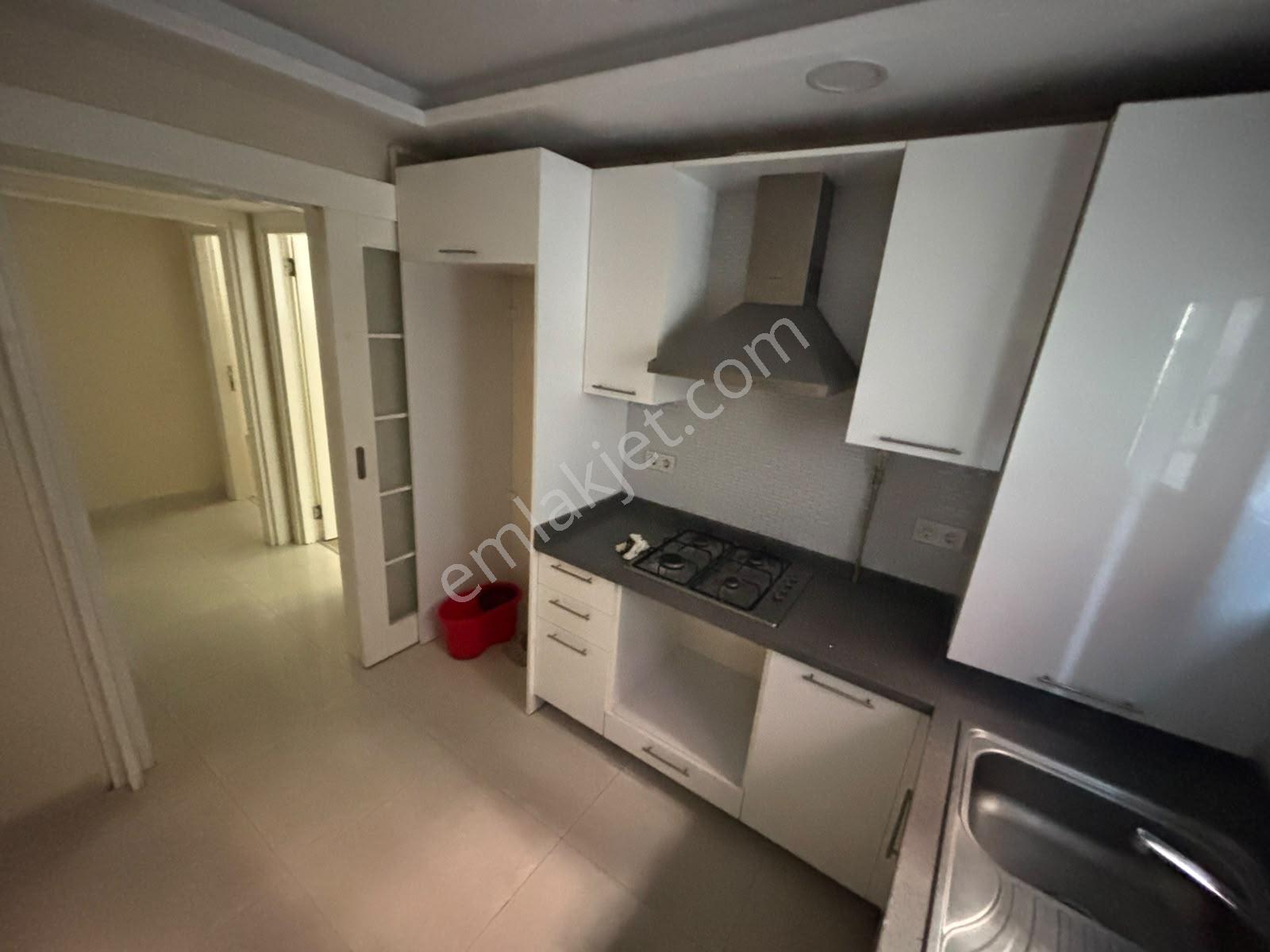 Üsküdar Doğancılar'da Ebeveyn Banyolu Giriş Katı 2+1 Daire** - Görsel 7