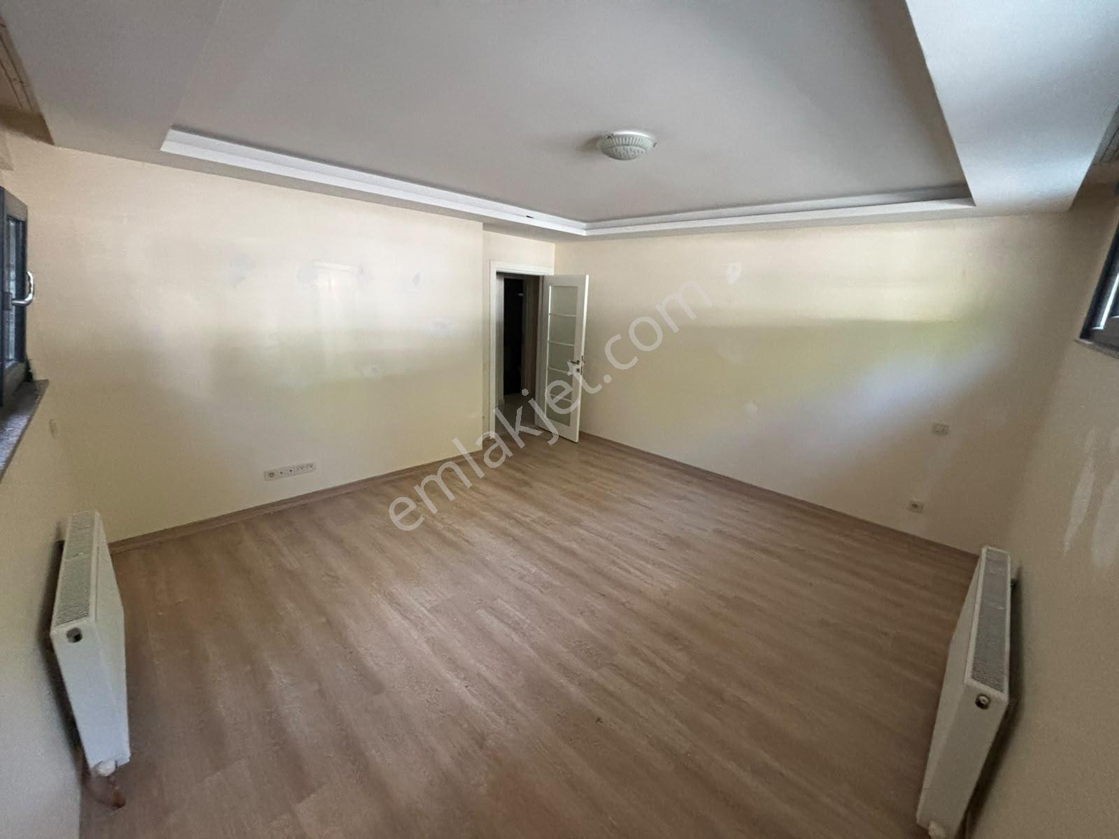 Üsküdar Doğancılar'da Ebeveyn Banyolu Giriş Katı 2+1 Daire** - Görsel 6