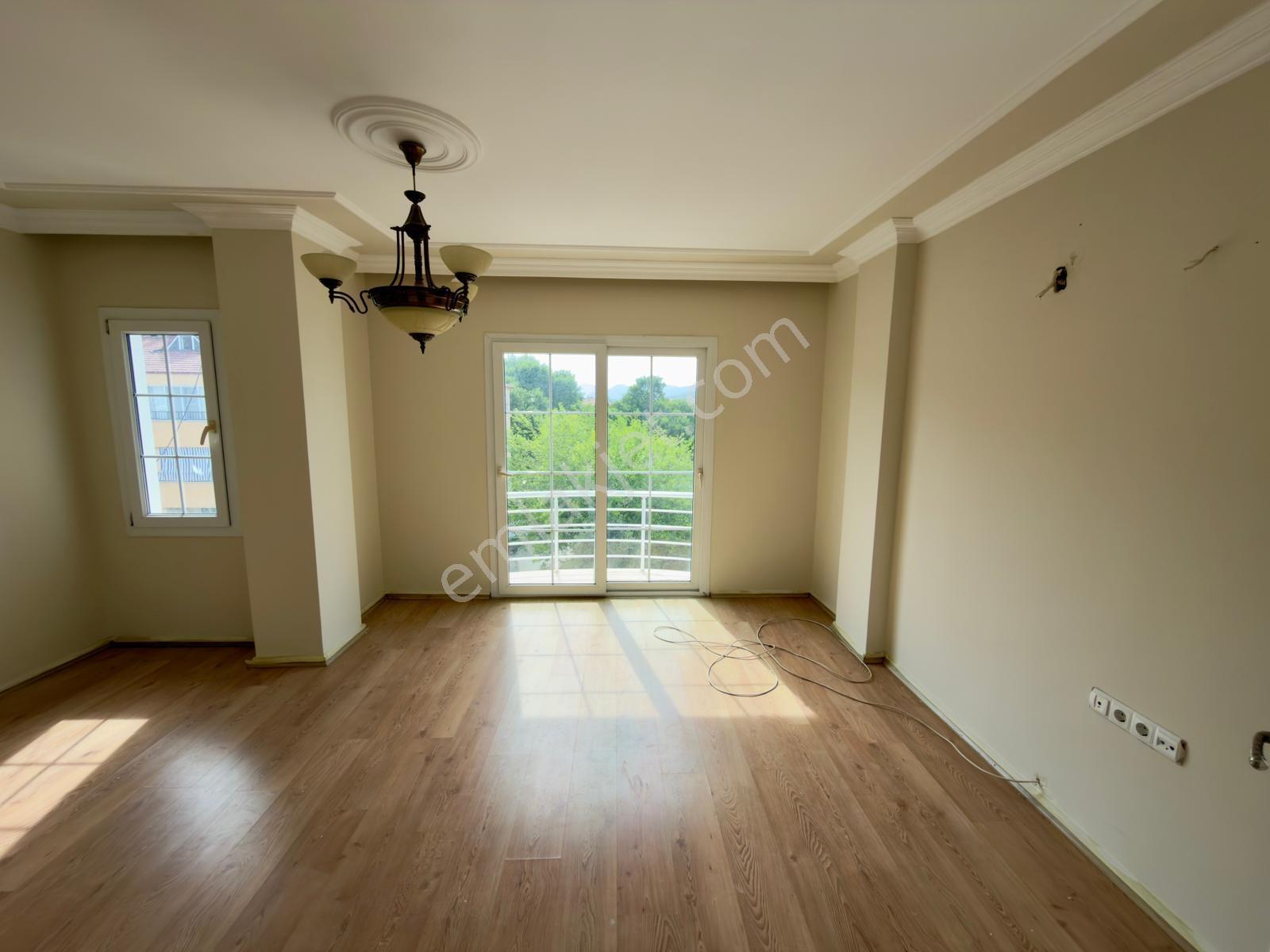 Merkezi Konumda | 2+1 Ferah | Kapalı Mutfak | 2 Balkon - Görsel 4