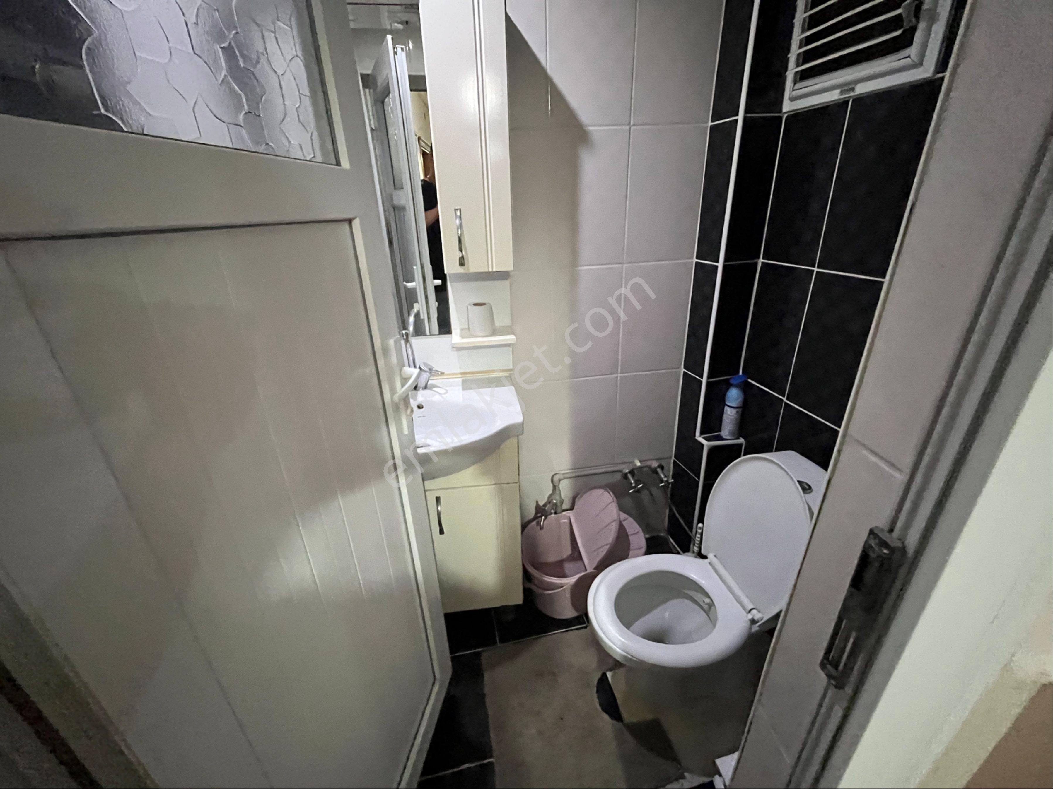 Ergünden Barbarosda Temiz Eşyalı Doğalgazlı Kiralık 3+1 Daire - Görsel 9