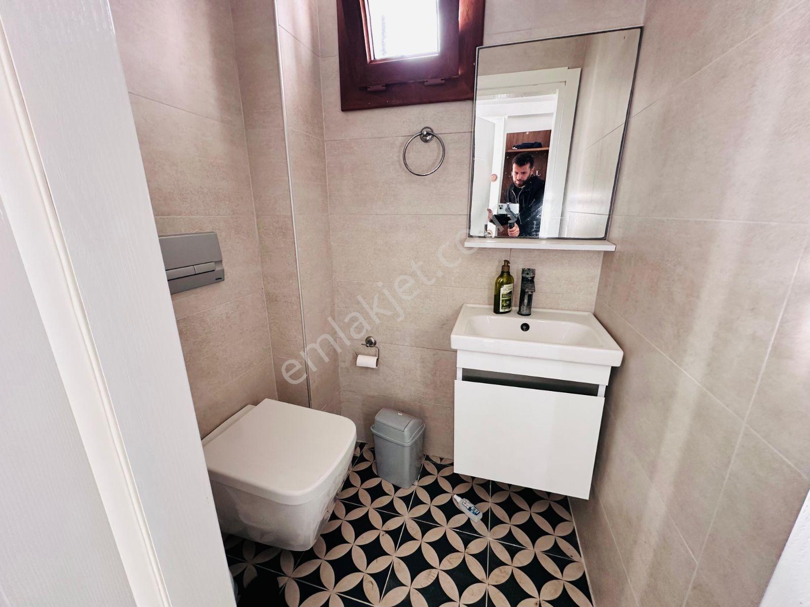 Müstakil, Geniş Bahçeli, Denize Komşu 3+1 Villa - Görsel 18