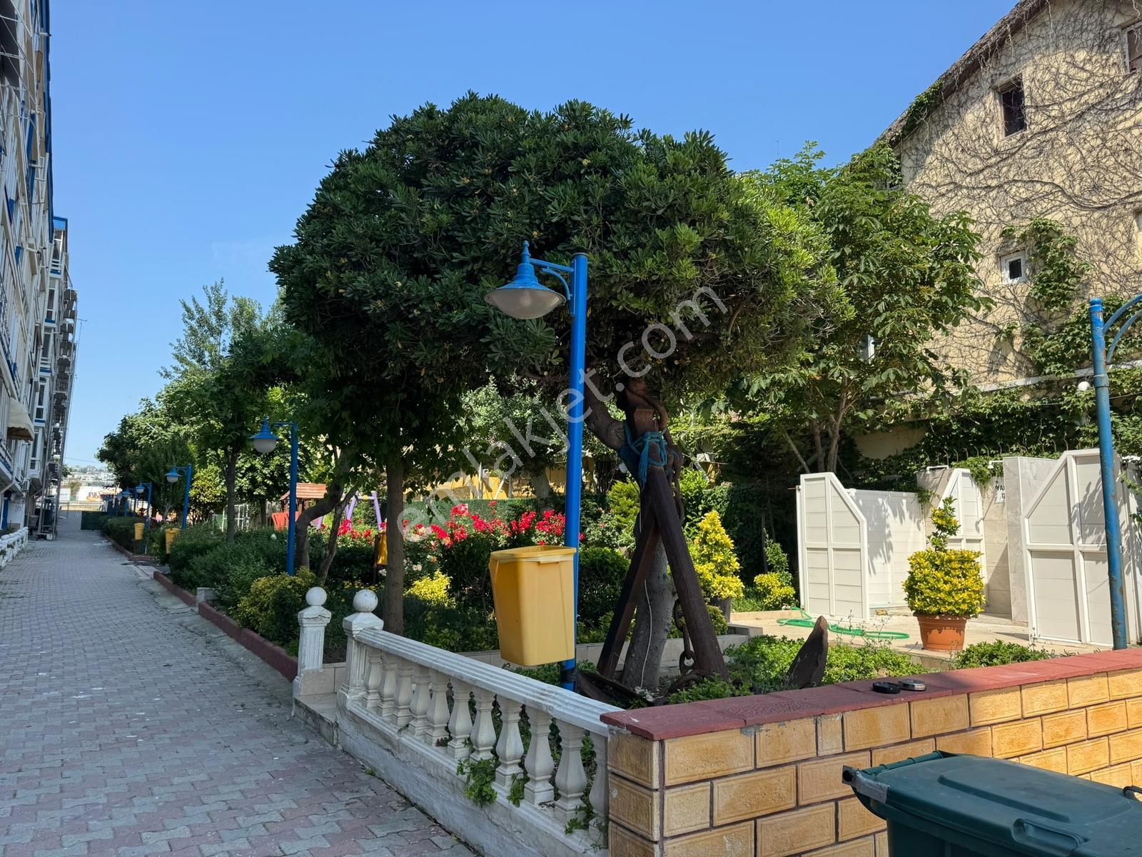 Kumburgaz Konak Sitesin De 1+1 Satılık Daire Denize Sıfır Sitede - Görsel 6