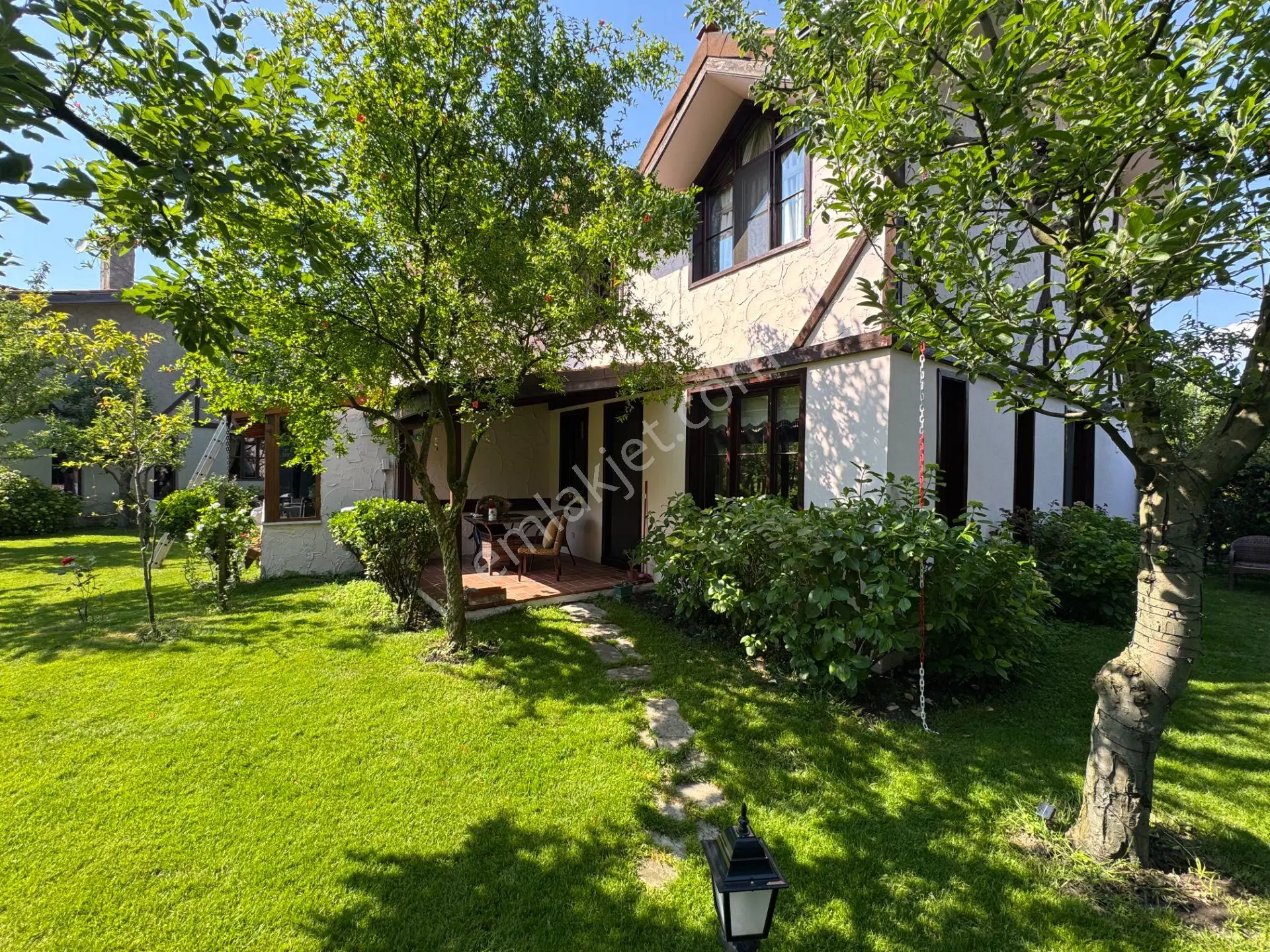 Remax Klas Fatih Çakar’dan Kırkpınar’da Kiralık Eşyalı Ve Mobilyalı Villa… - Görsel 2