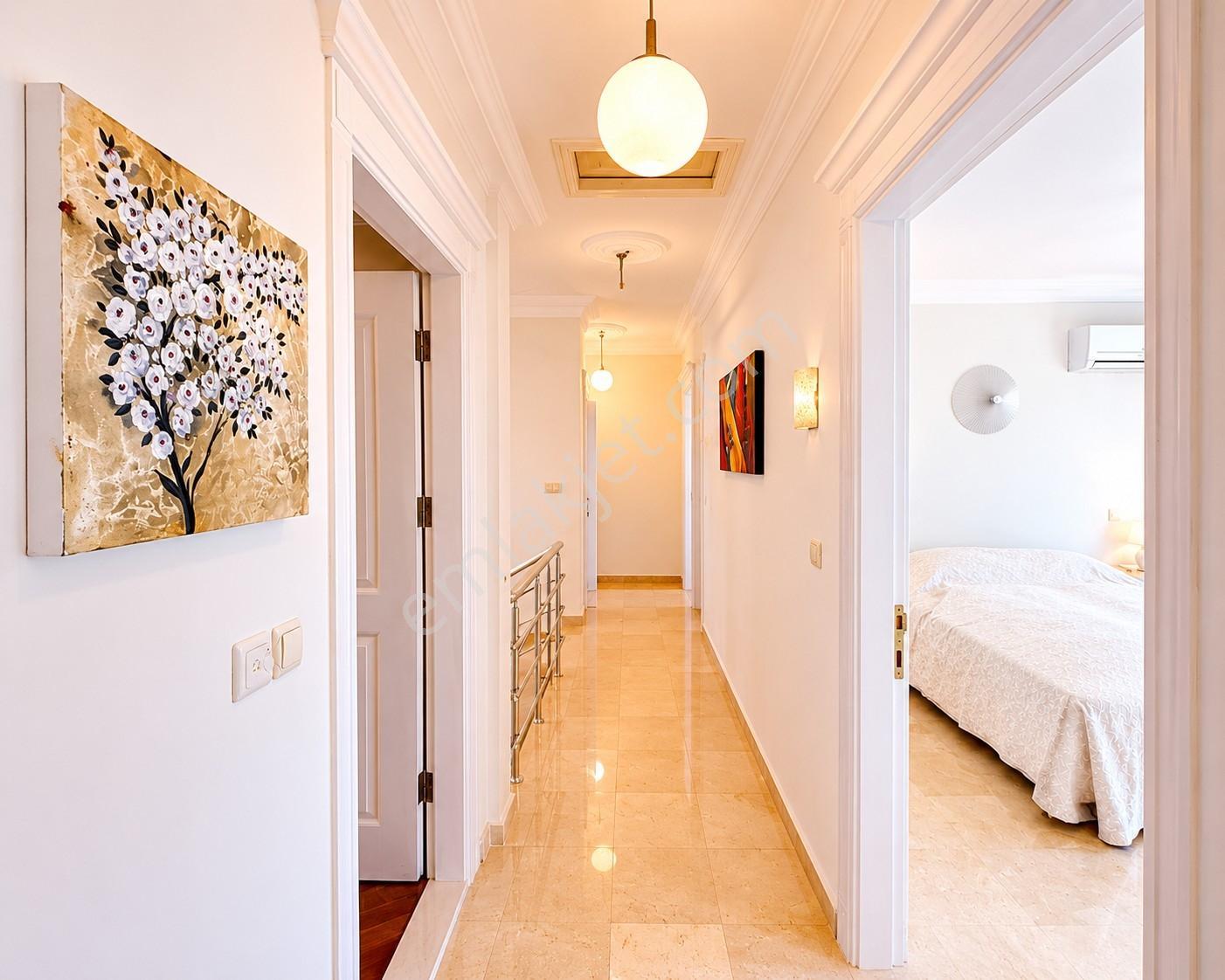 Alanya Tepe 4+1 350m2 3 Balkon,otopark,havuz,eşyalı,kale Manzara - Görsel 19