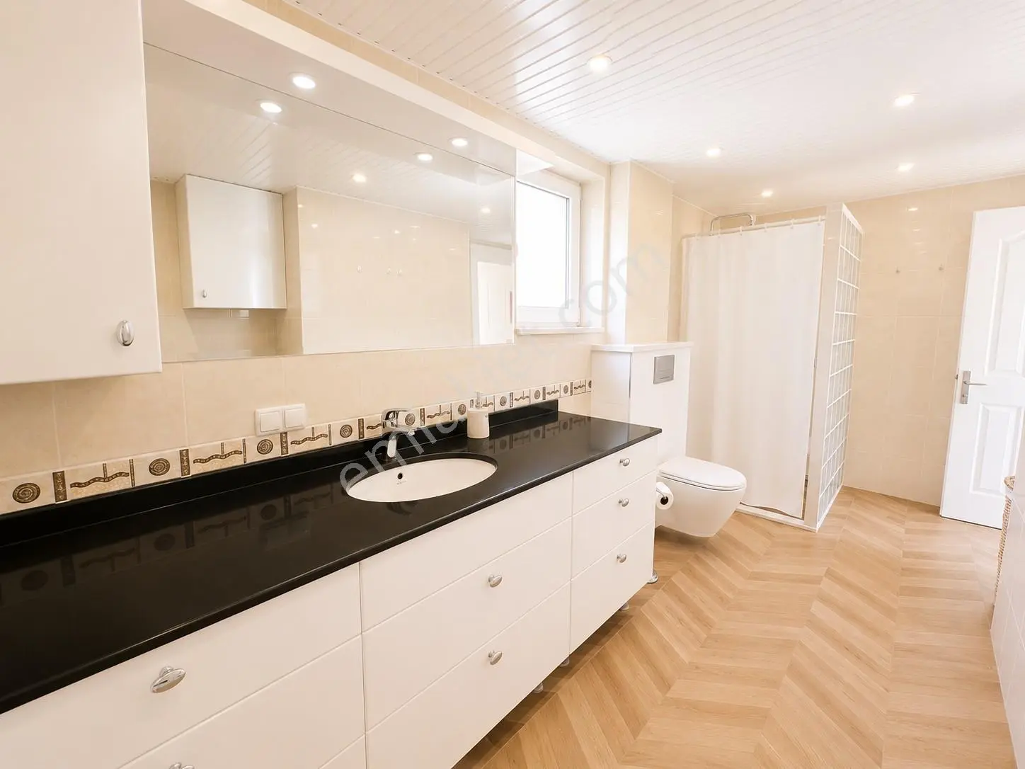 Alanya Tepe 4+1 350m2 3 Balkon,otopark,havuz,eşyalı,kale Manzara - Görsel 5