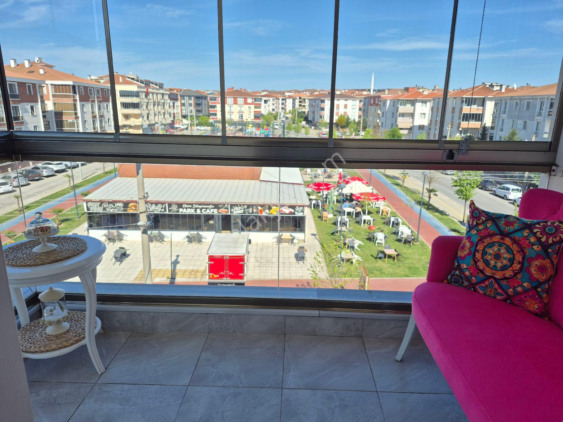 Güzel Konum Güzel Ev - Görsel 29