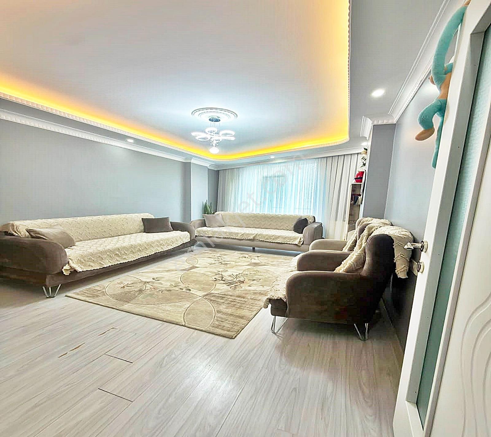 Esenyurt Kıraç Osmangazi Mah. 1.kat Balkonlu 2.400.000 Tl - Görsel 2