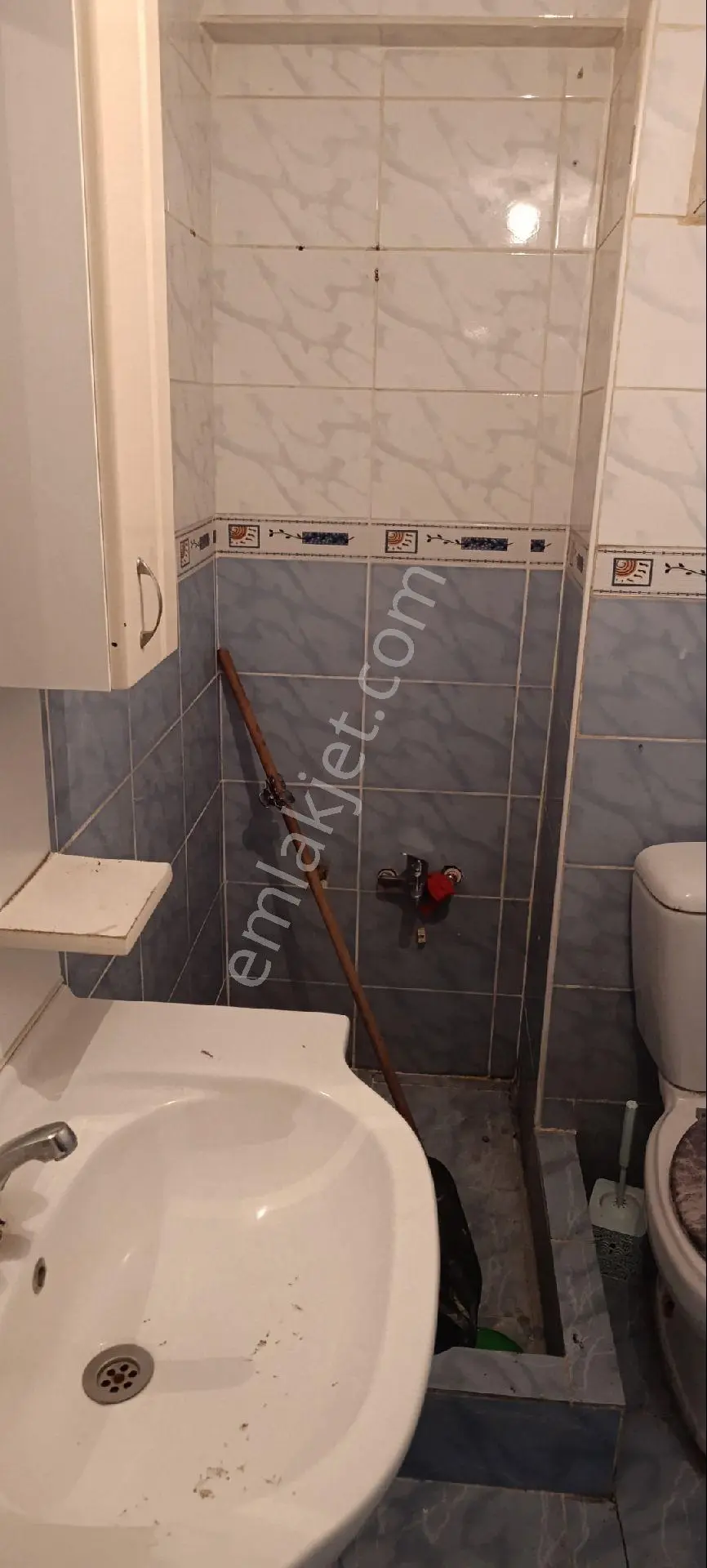 İzmit Merkezde Yürüyüş Yoluna Adım Mesafesi 2+1 Kiralık Daire - Görsel 2