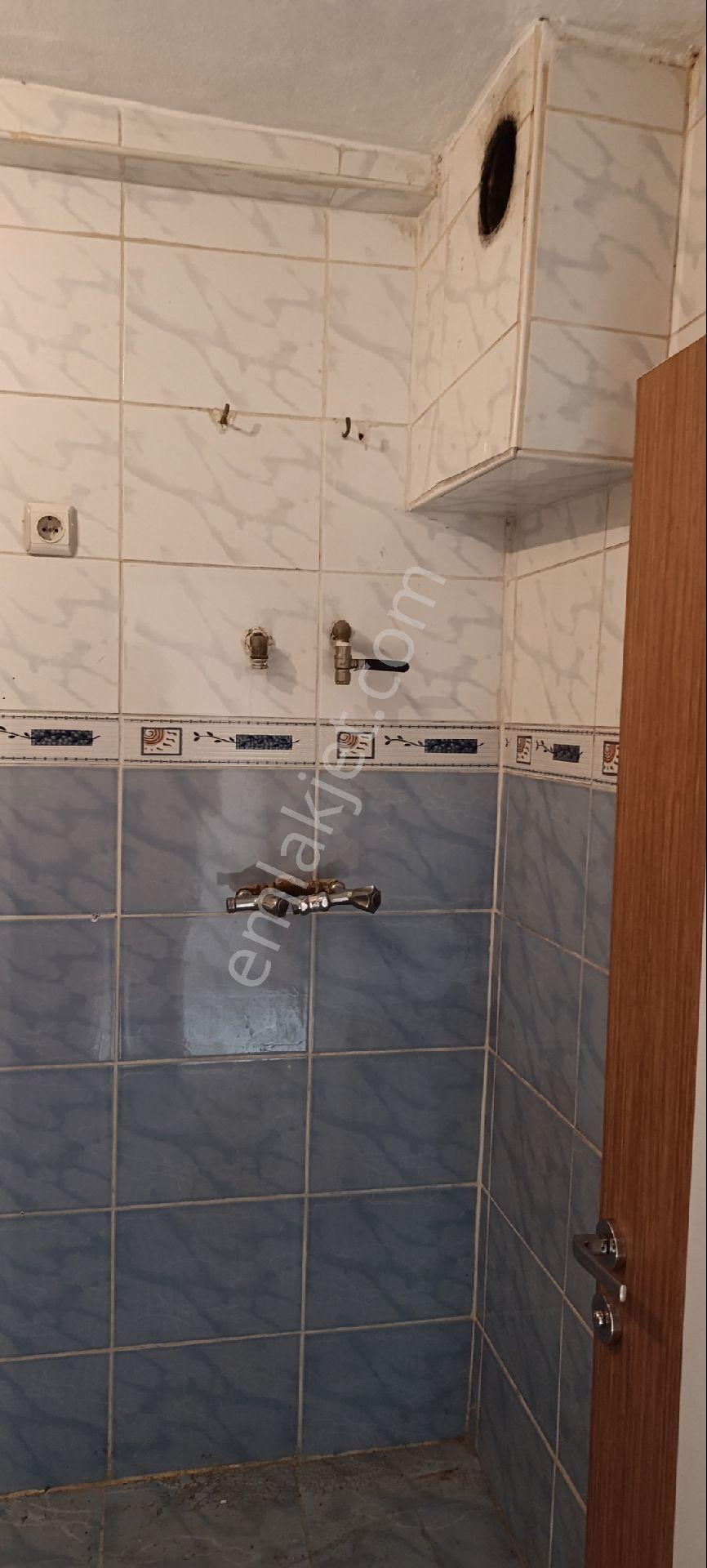 İzmit Merkezde Yürüyüş Yoluna Adım Mesafesi 2+1 Kiralık Daire - Görsel 17