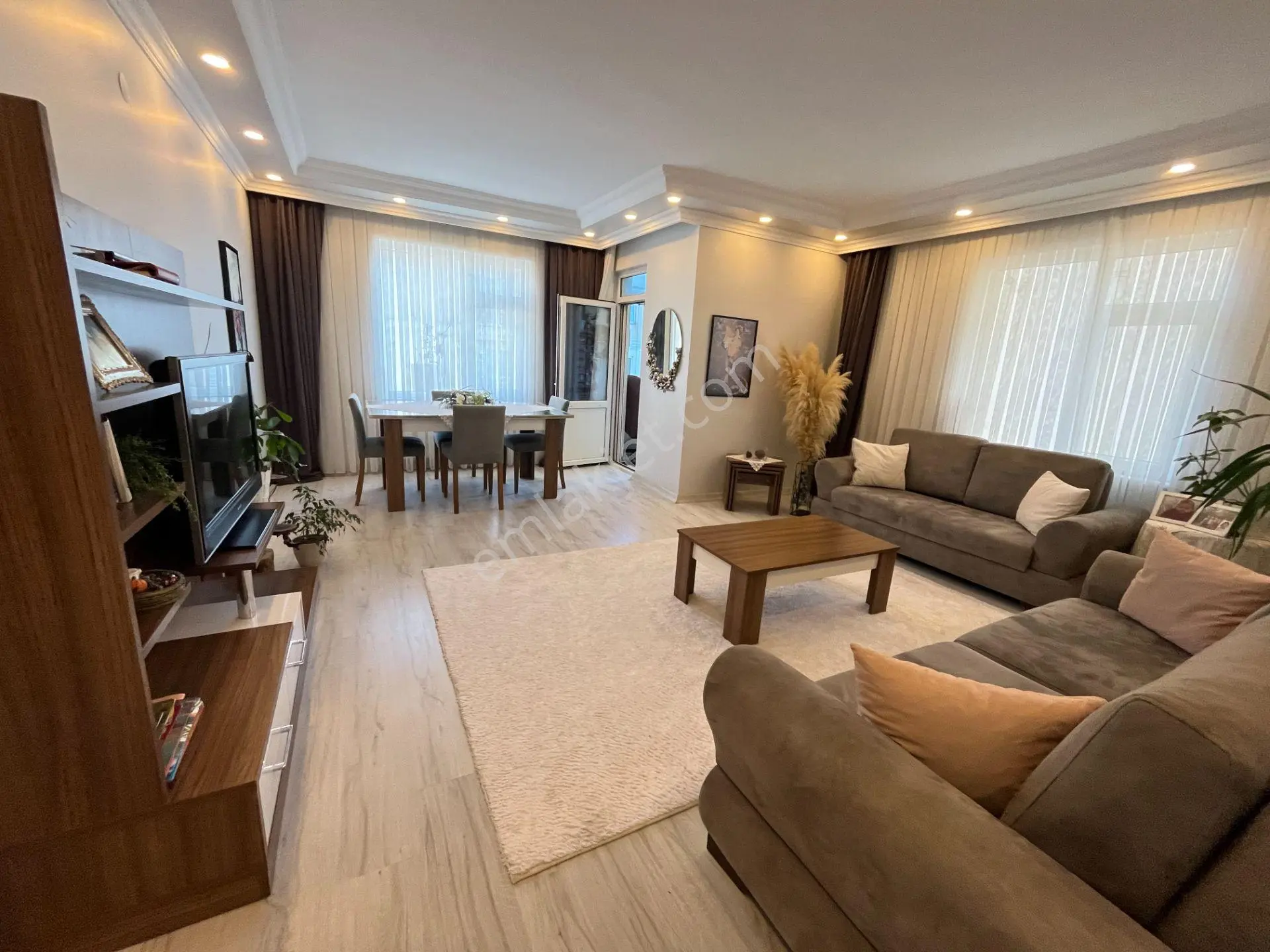Büyükçekmece Atatürk Mah Lüks Butik Binada Manzaralı 3+1 Acil Satılık Daire - Görsel 2
