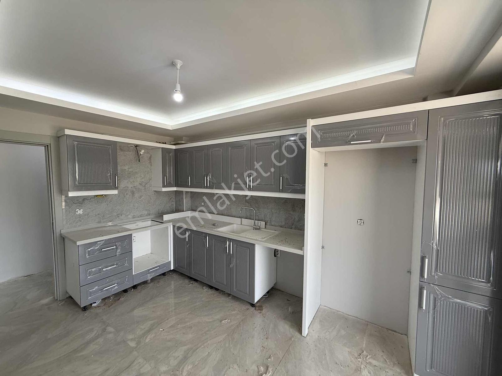 Yedieylül Mah. 3+1 140m² Arakat Butik Site İçi Lüx Nezih Konum - Görsel 3