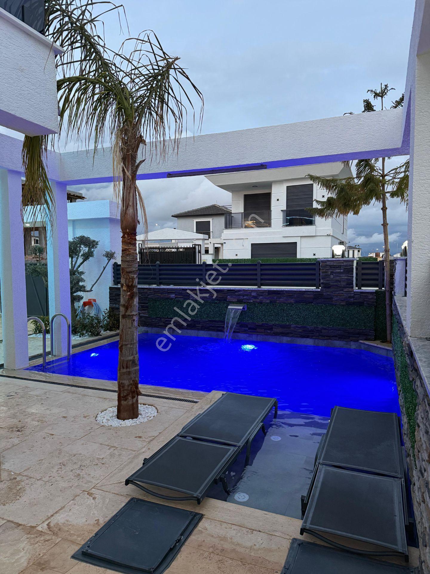 Dıdım Efeler'de Satılık Ultra Lüx Full Eşyalı Müstakil Villa - Görsel 2