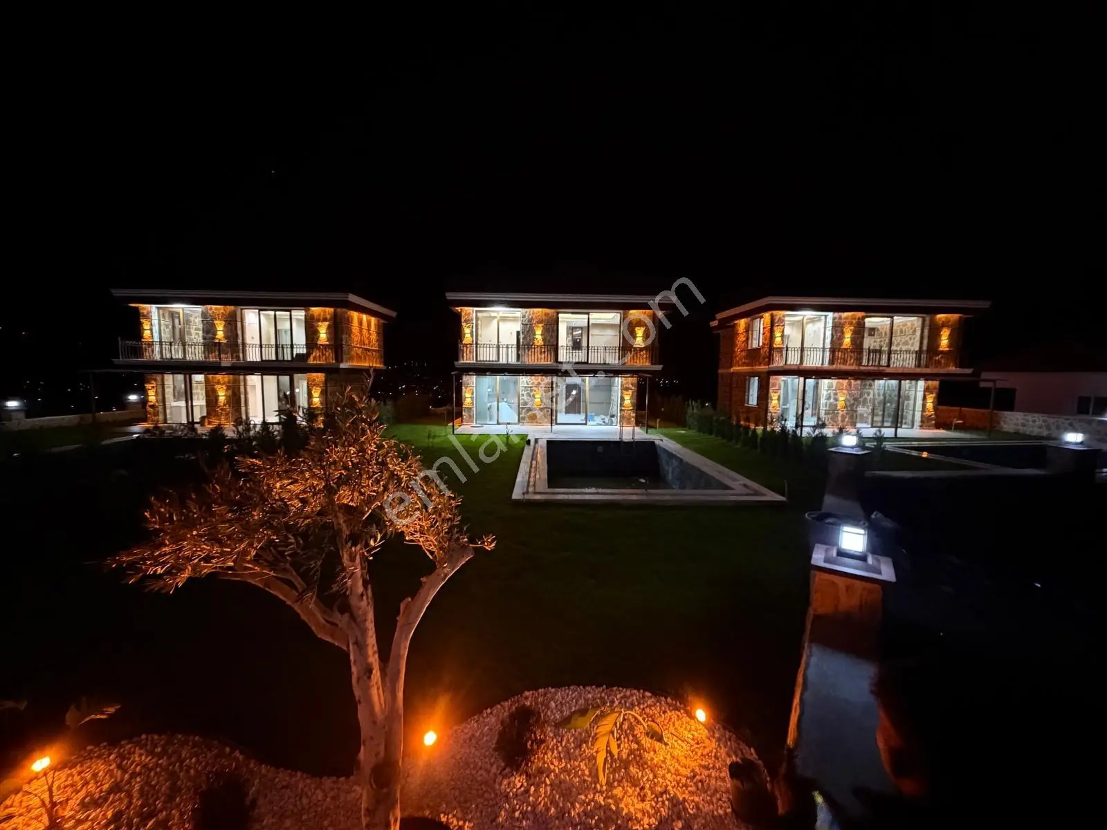 Ekmel' De Panoramik Deniz Ve Şehir Manzaralı Müstakil Taş Villa - Görsel 26