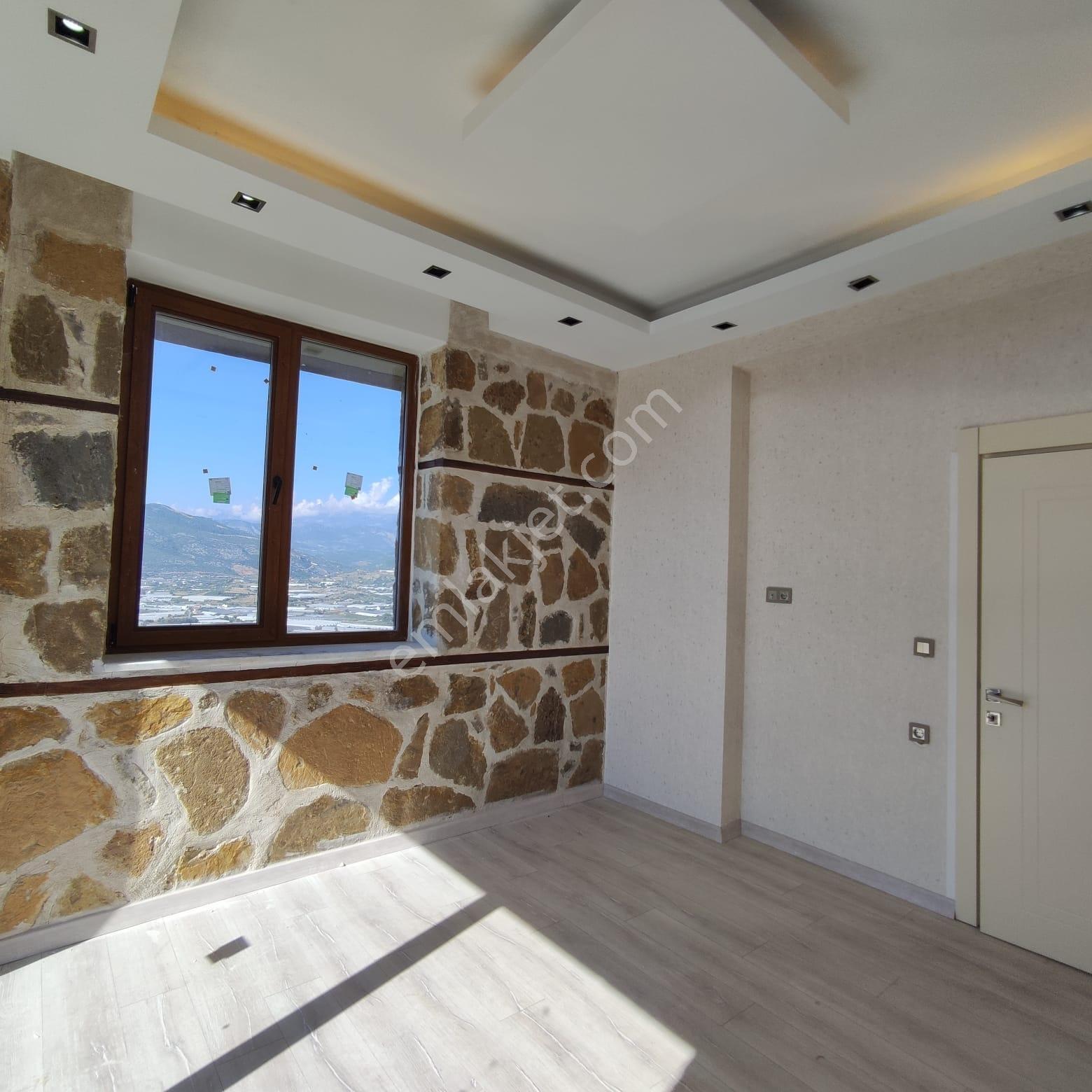 Ekmel' De Panoramik Deniz Ve Şehir Manzaralı Müstakil Taş Villa - Görsel 21