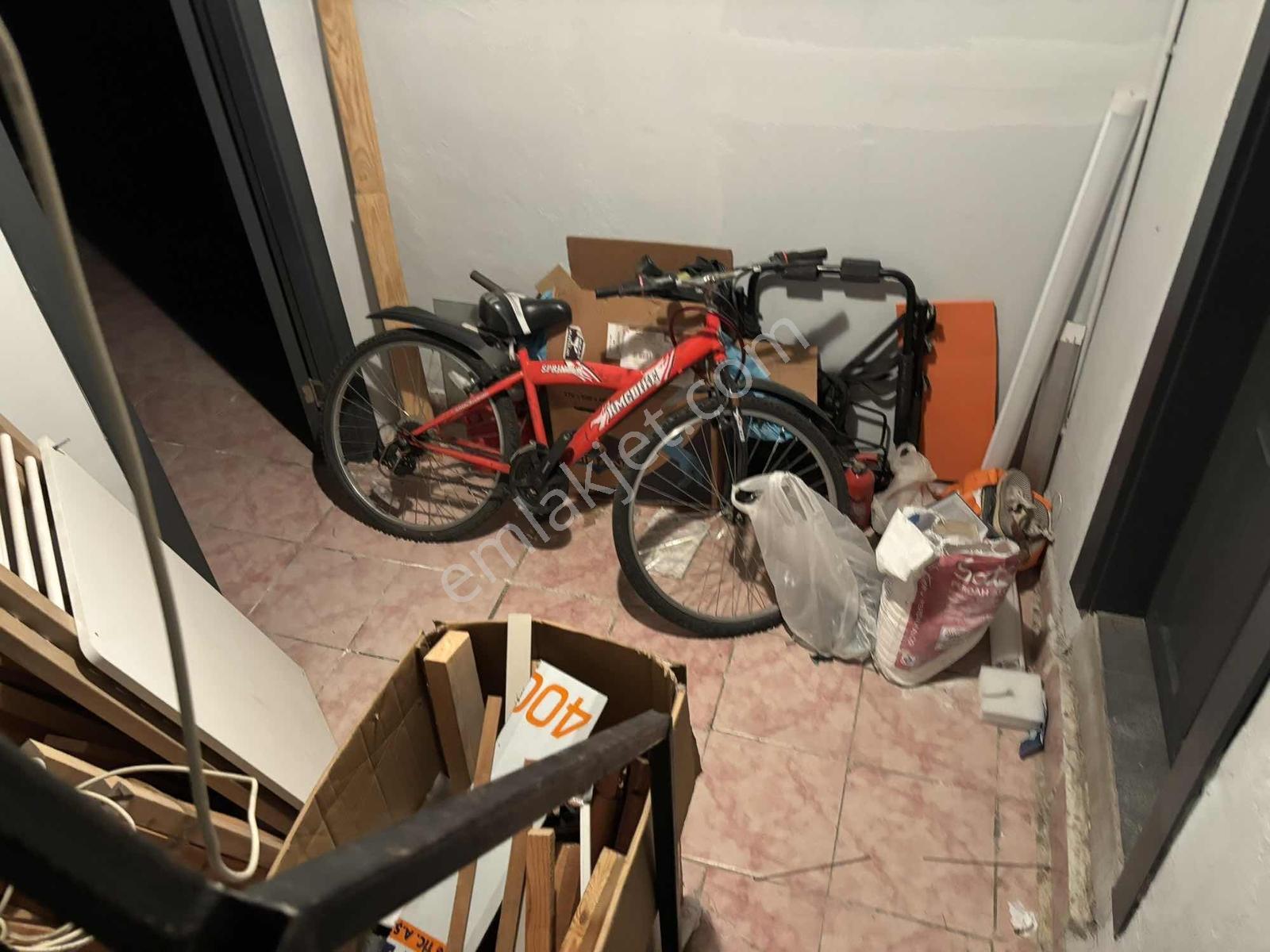 Kuttaş'tan Ayrancı Tomurcuk Sokak Köşe Başı Kiralık Dükkan - Görsel 2
