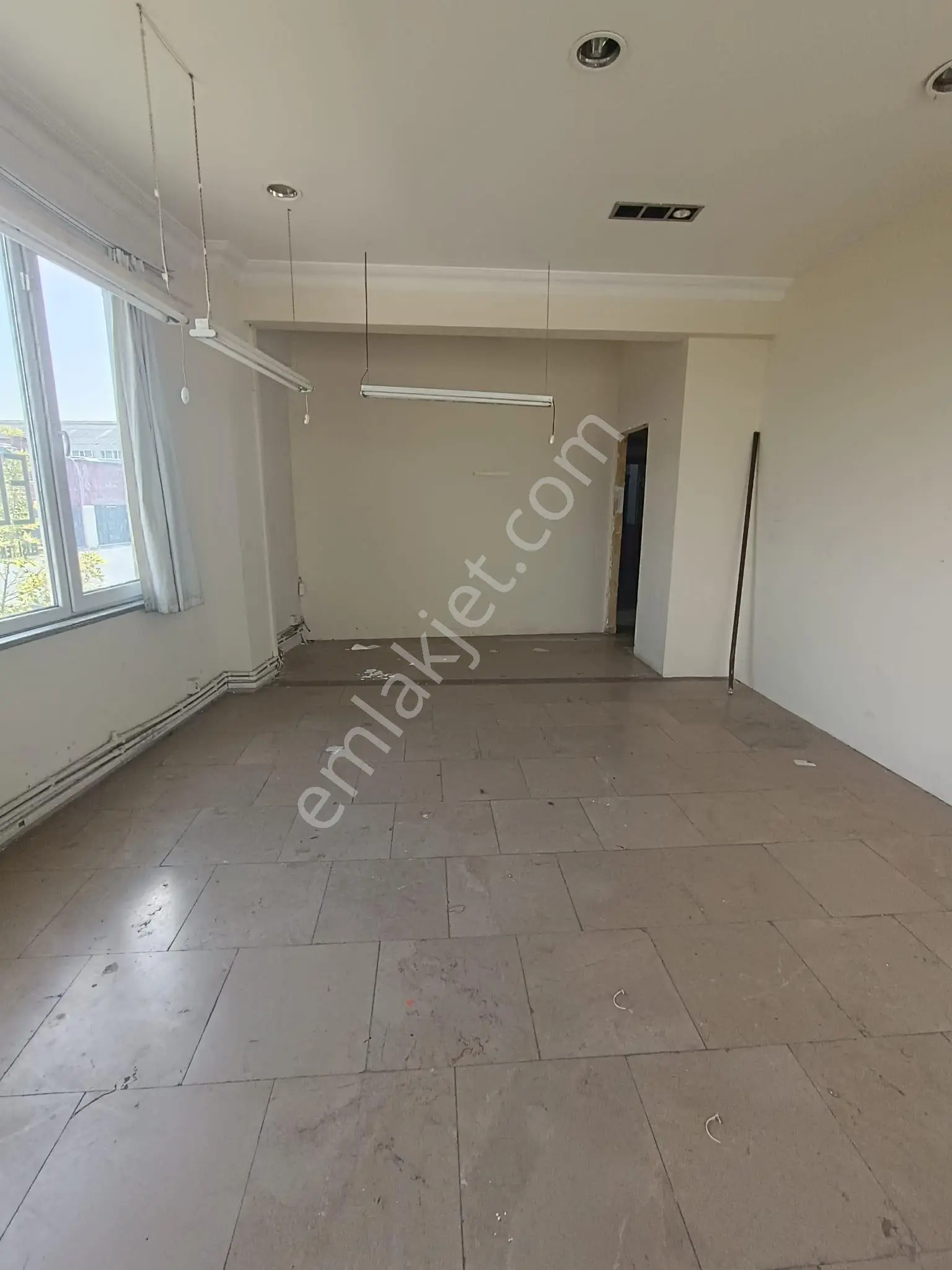 Bayrampaşa Orta Mahalle’de Kiralık 300m² Sanayi Ve İmalathane Katı! - Görsel 4