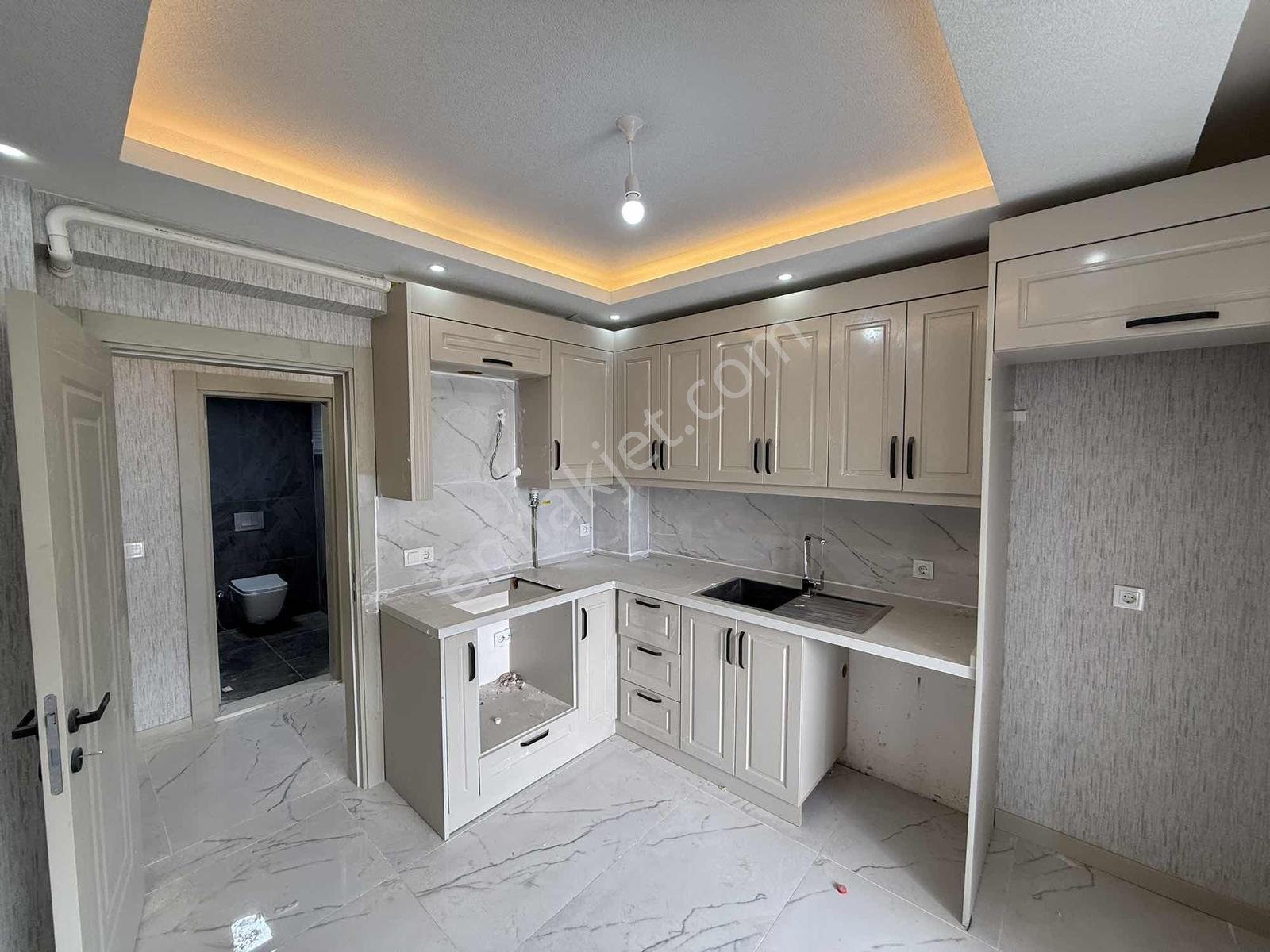 Yedieylül Mah. 2+1 95m² Butik Site İçi Arakat Ultra Lüx Daireler