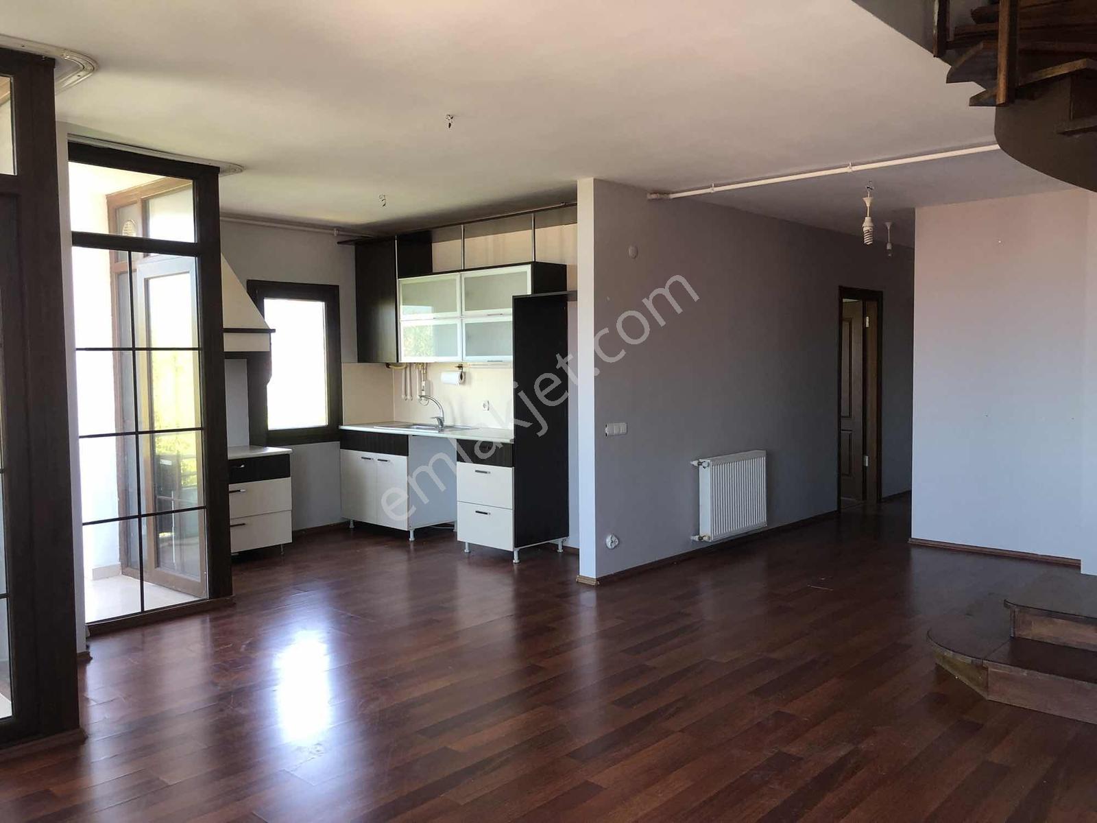 Remax Anka'dan Merkez De Deniz Manzaralı 3+1 Dublex Daire - Görsel 19