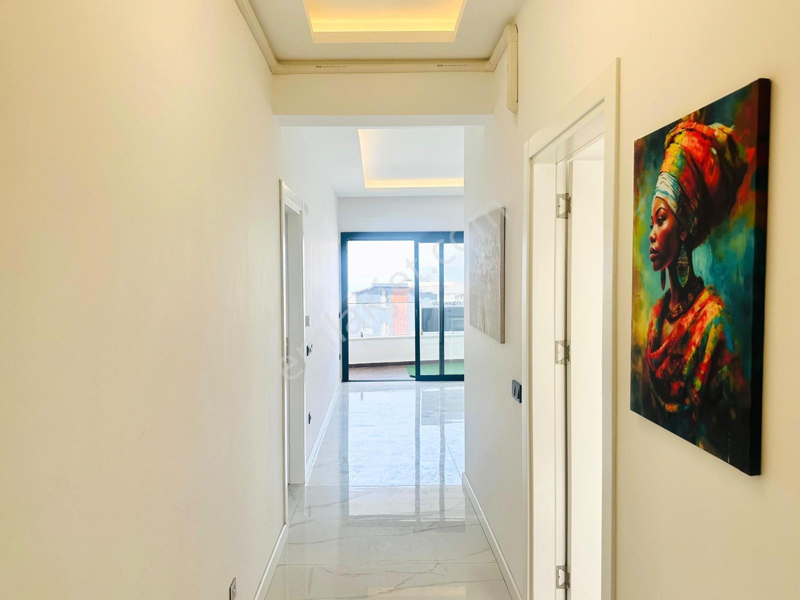 Kuşadası'nda Yatırımlık Deniz Manzaralı 2+1 Daire - Görsel 11
