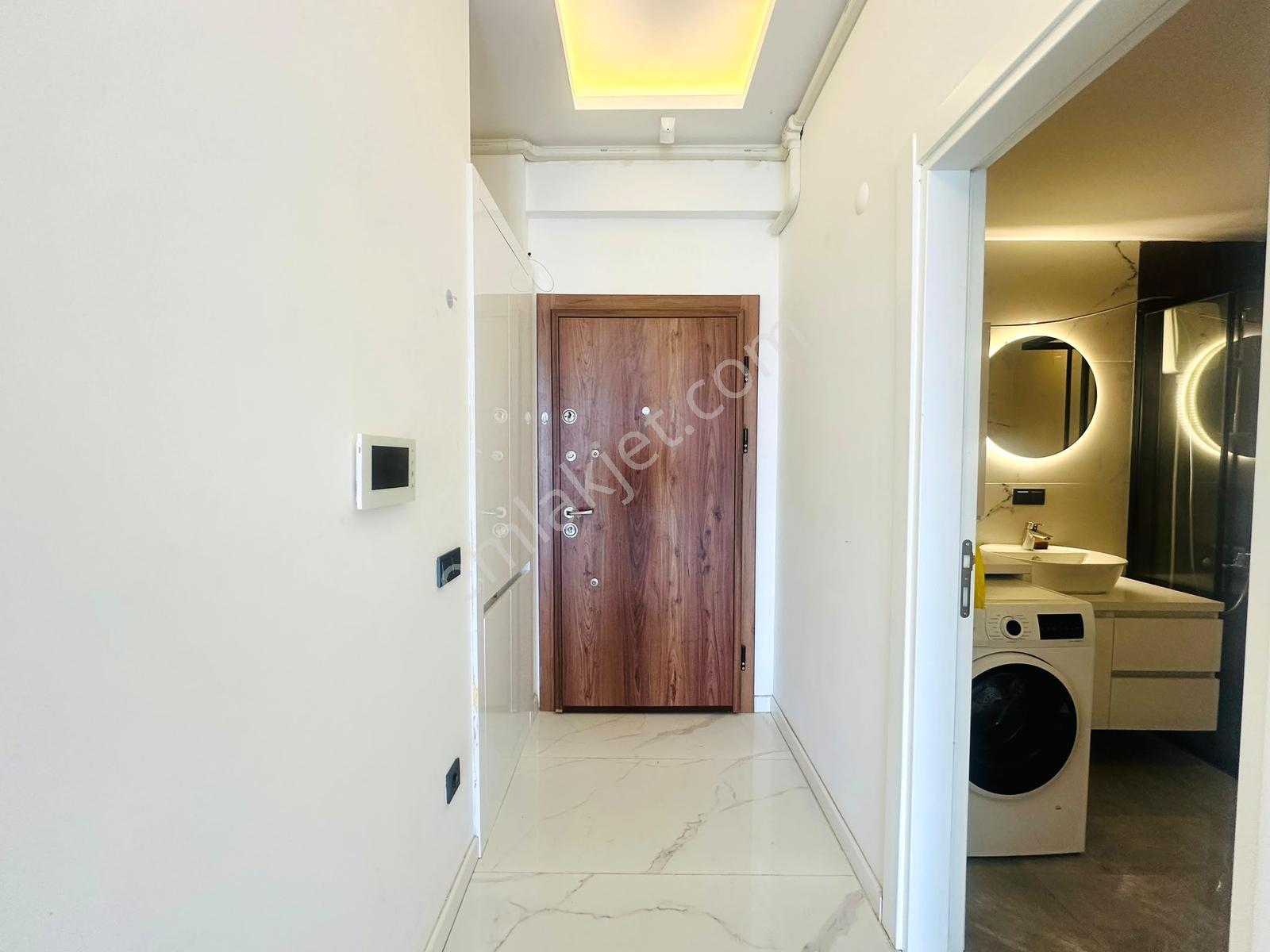 Kuşadası'nda Yatırımlık Deniz Manzaralı 2+1 Daire - Görsel 13