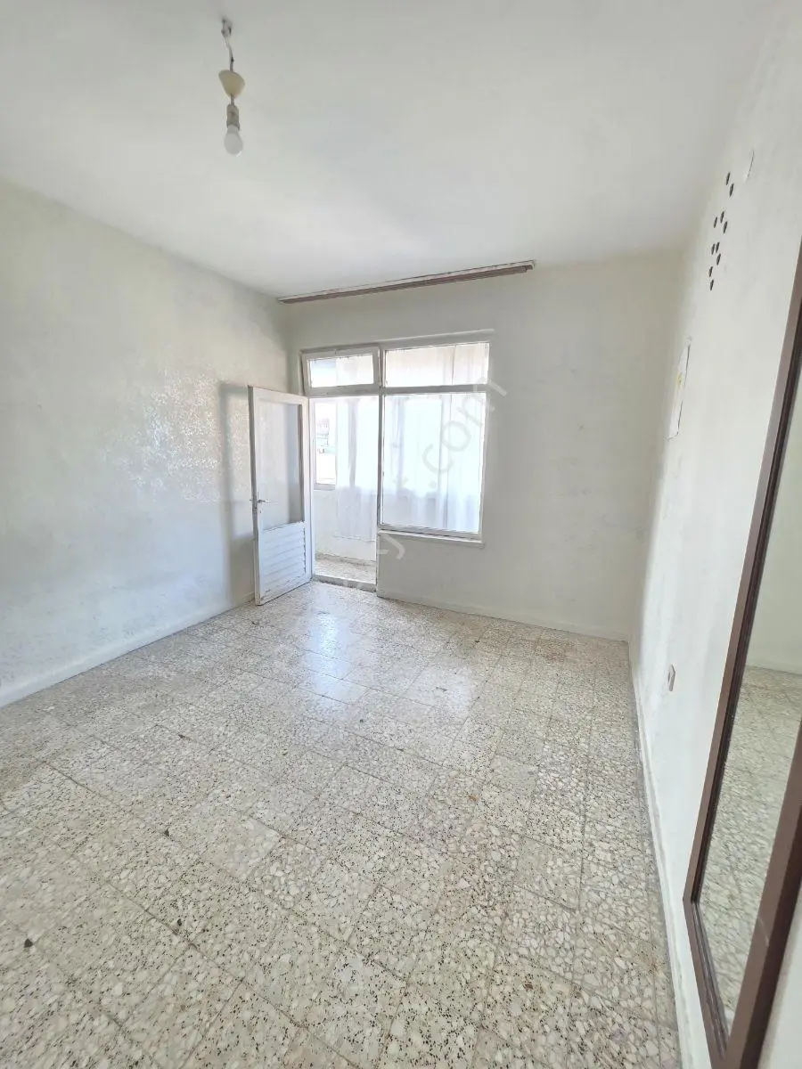 Kiralık Mithatpaşa Da 2+1 Daire - Görsel 13