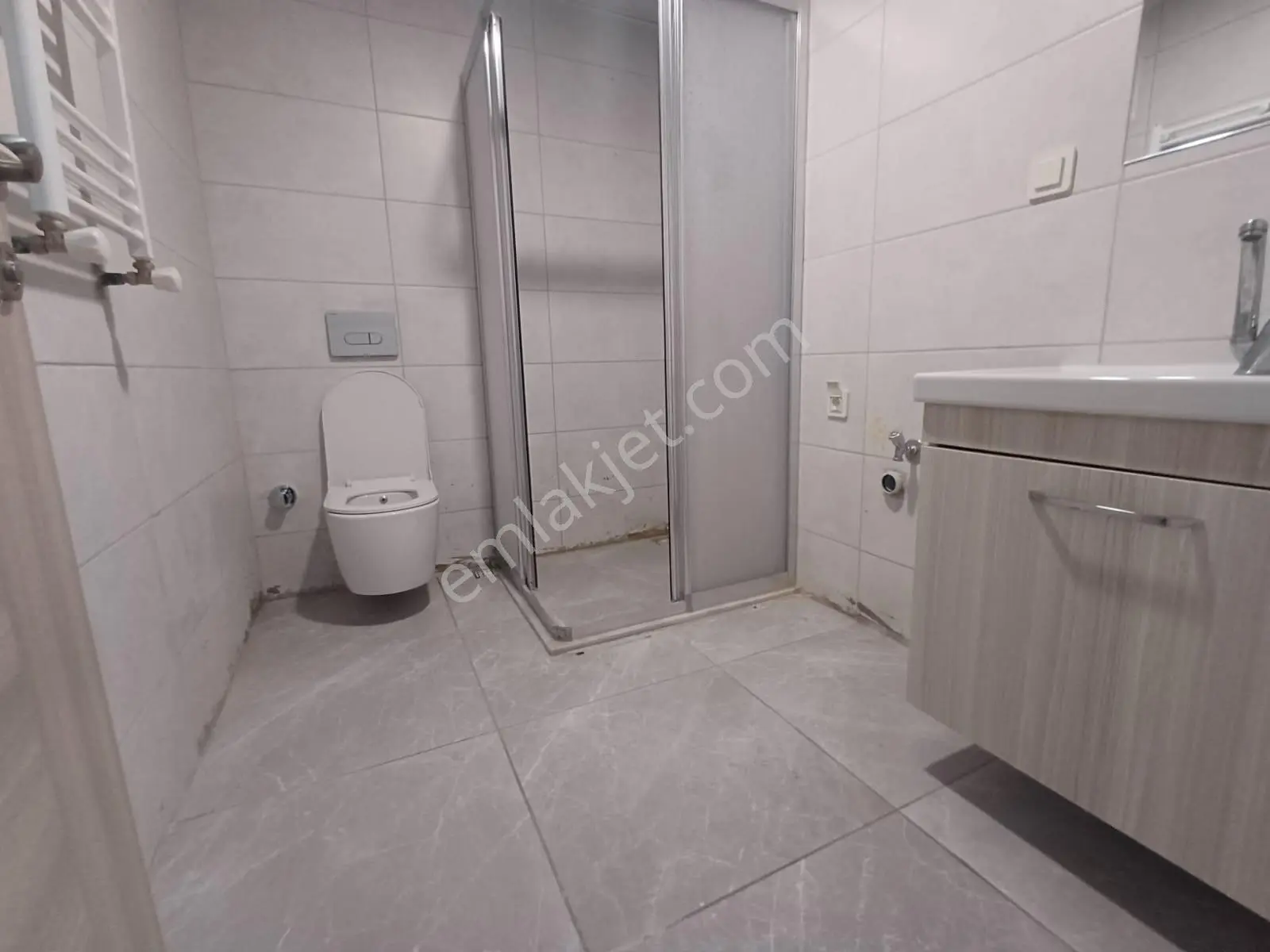 Kiralık Daire 2+1 Giriş Güneş Evler 2 Sitede Kepez Antalya - Görsel 2